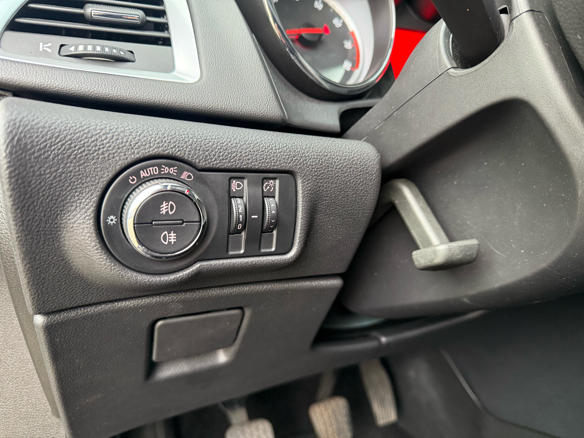 Billede af Opel Astra 1,4 Turbo Enjoy Start/Stop 140HK 5d 6g