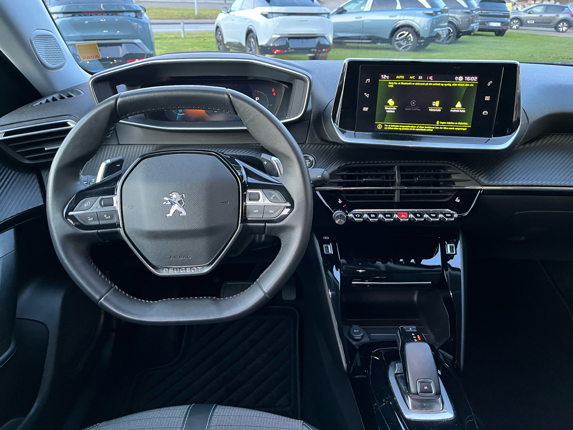 Billede af Peugeot 2008 1,2 PureTech Allure Pack EAT8 130HK 5d 8g Aut.