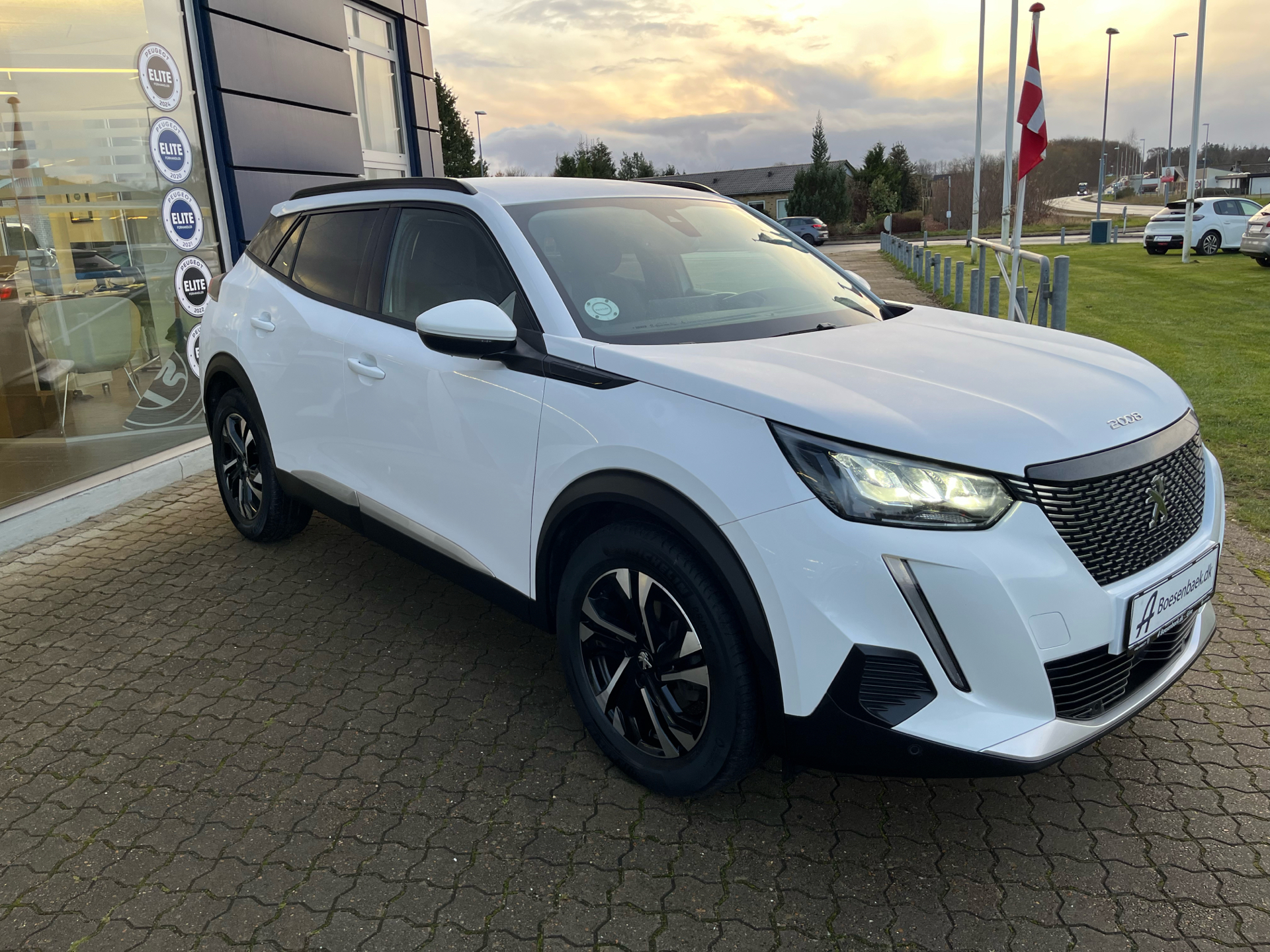 Billede af Peugeot 2008 1,5 BlueHDi Edition 210+ 100HK 5d 6g