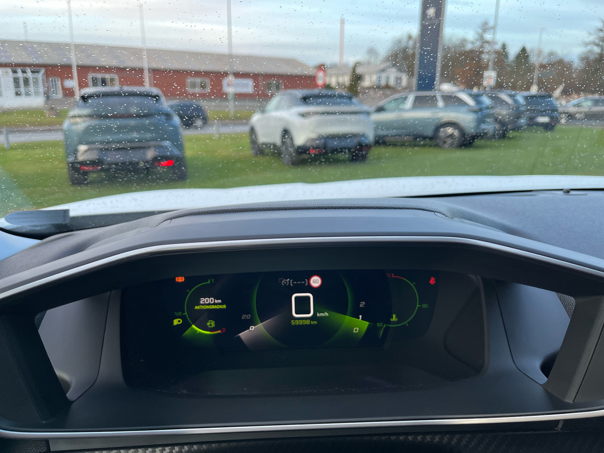 Billede af Peugeot 2008 1,5 BlueHDi Edition 210+ 100HK 5d 6g