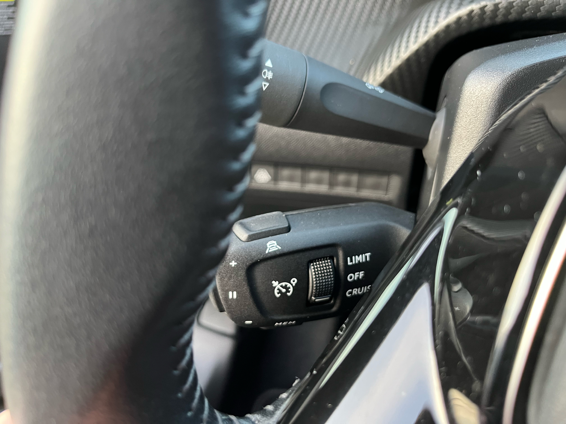 Billede af Peugeot 2008 1,5 BlueHDi Edition 210+ 100HK 5d 6g