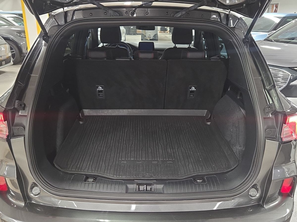 Billede af Ford Kuga 2,5 Plugin-hybrid ST-Line X CVT 225HK 5d Trinl. Gear