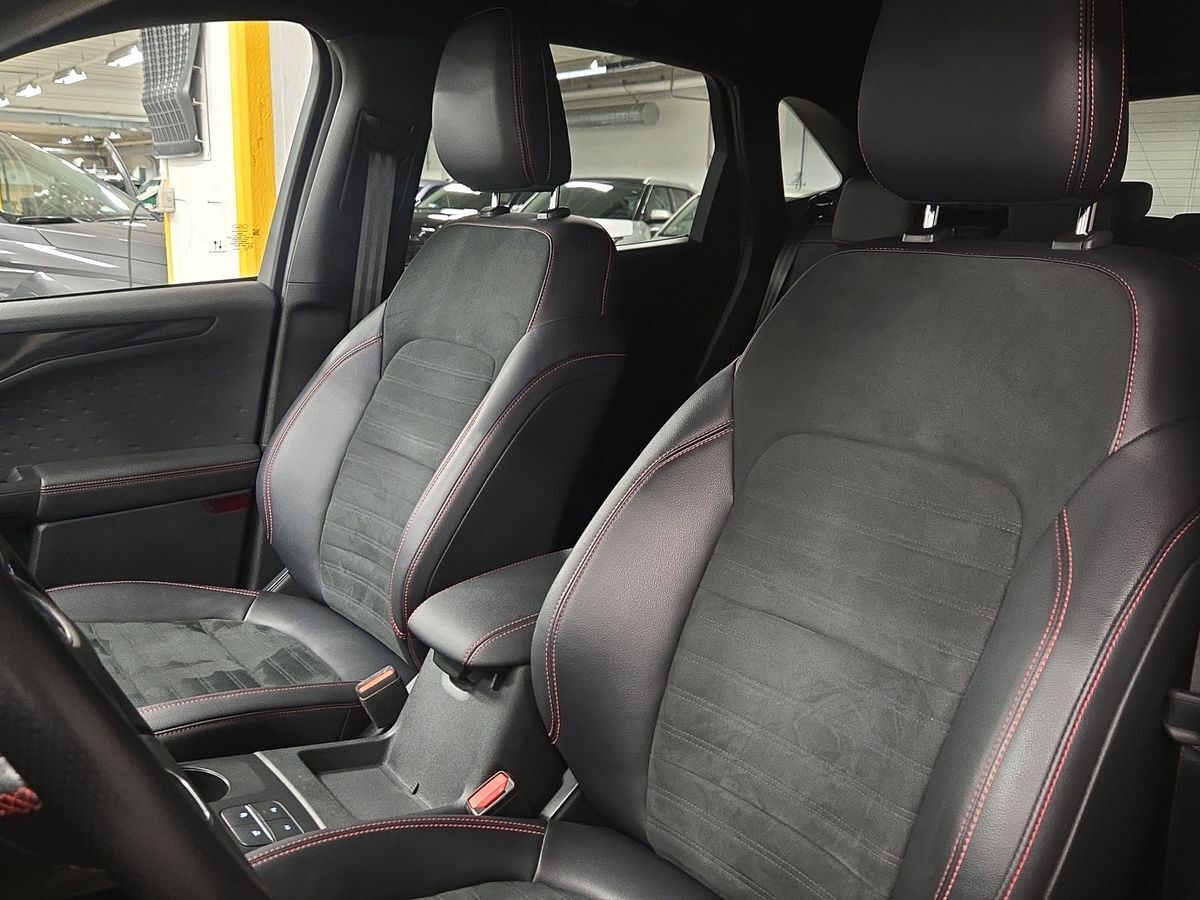 Billede af Ford Kuga 2,5 Plugin-hybrid ST-Line X CVT 225HK 5d Trinl. Gear