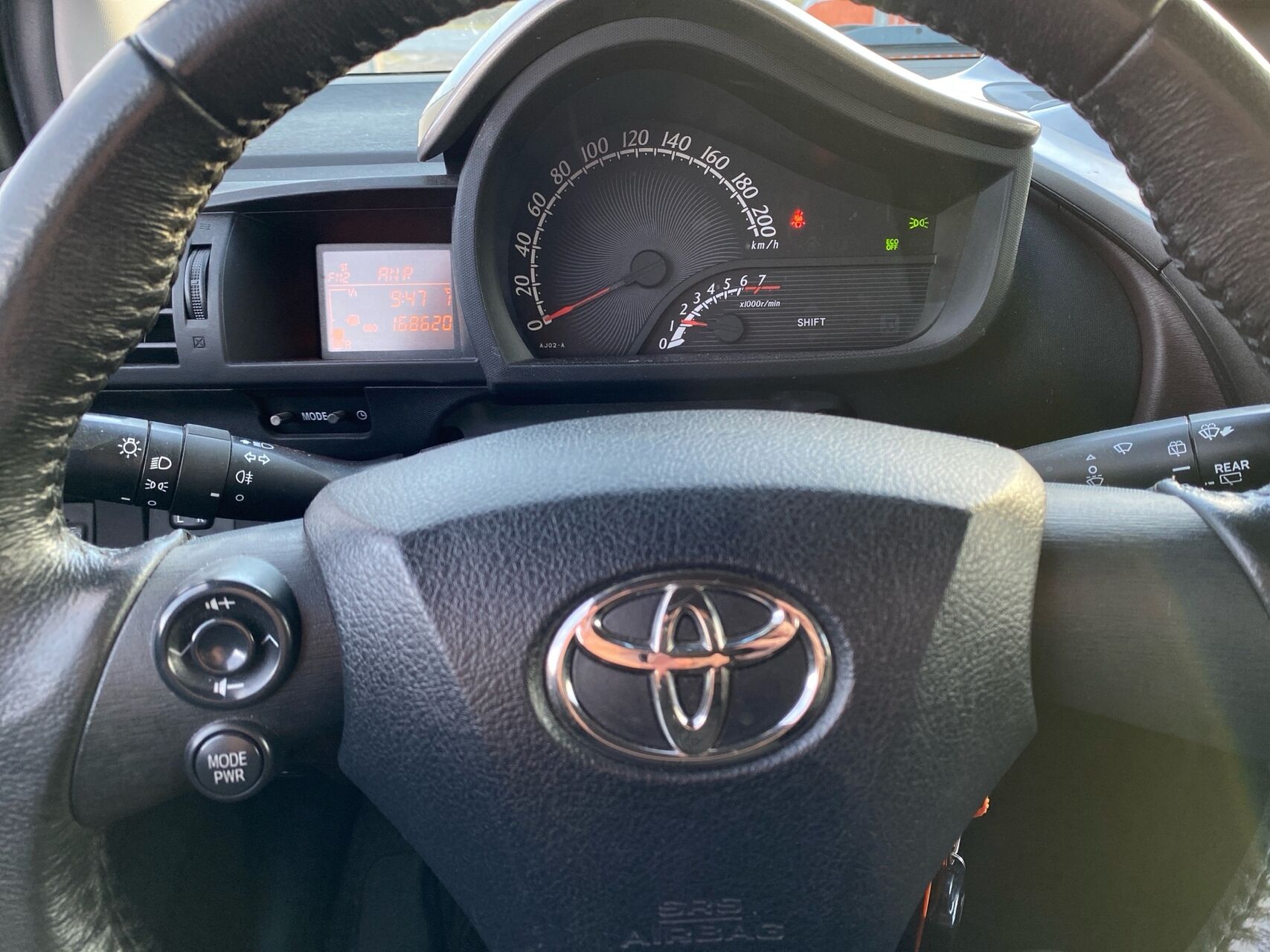 Billede af Toyota IQ 2 1,3 VVT-I 100HK 3d