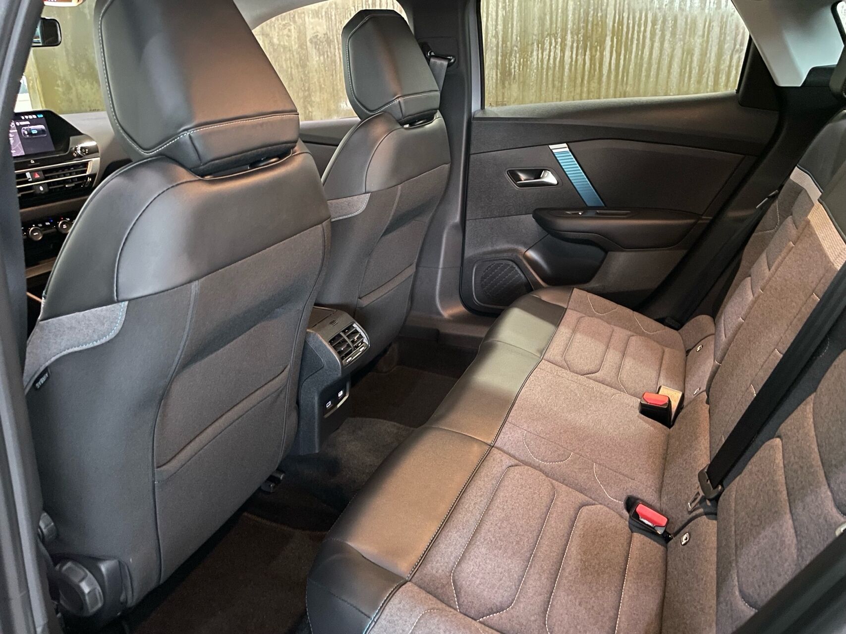 Billede af Citroën e-C4 EL Feel 136HK 5d Aut.