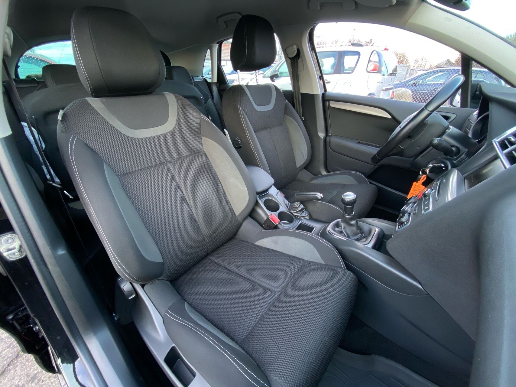 Billede af Citroën C4 1,6 Blue HDi Cool start/stop 100HK 5d