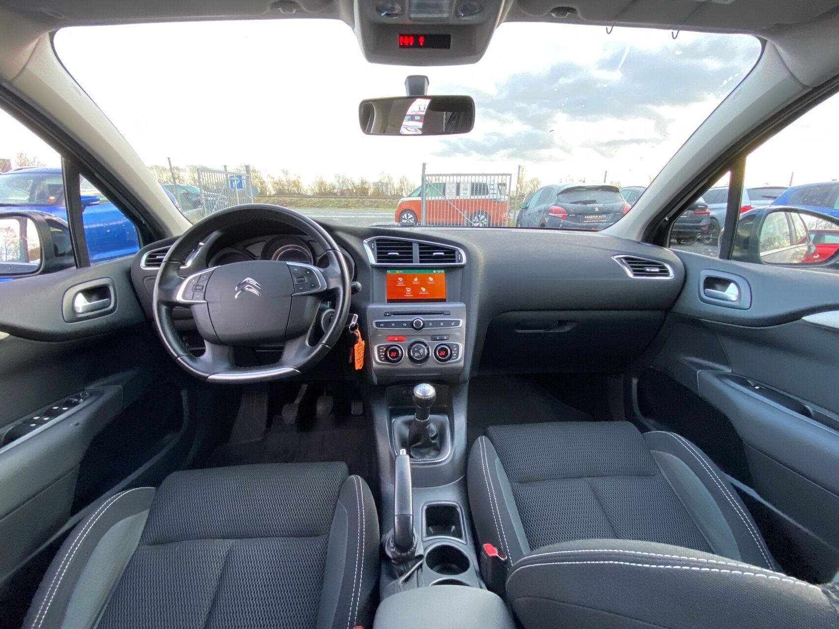 Billede af Citroën C4 1,6 Blue HDi Cool start/stop 100HK 5d