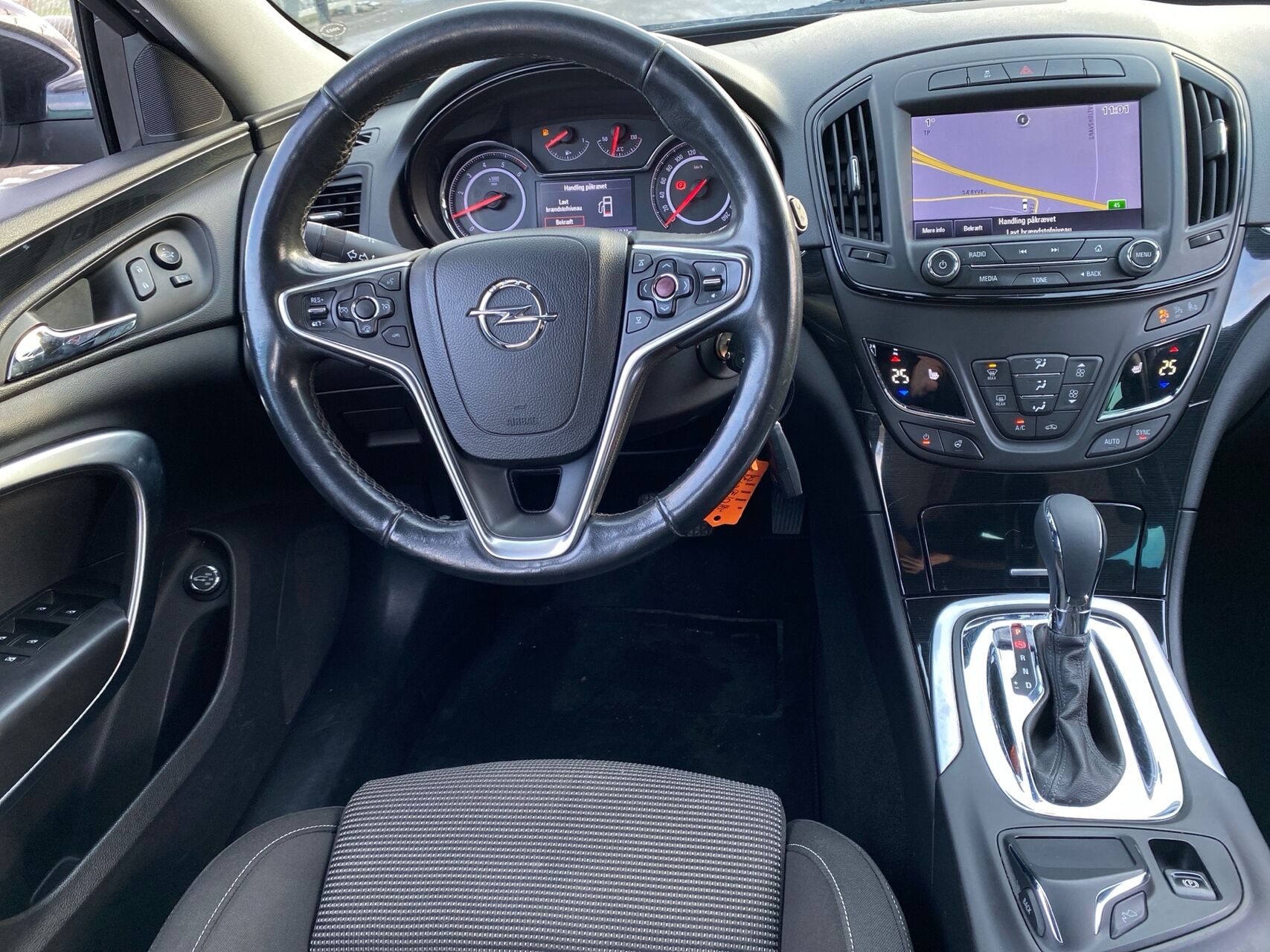 Billede af Opel Insignia Sports Tourer 2,0 CDTI Cosmo 163HK Stc 6g Aut.