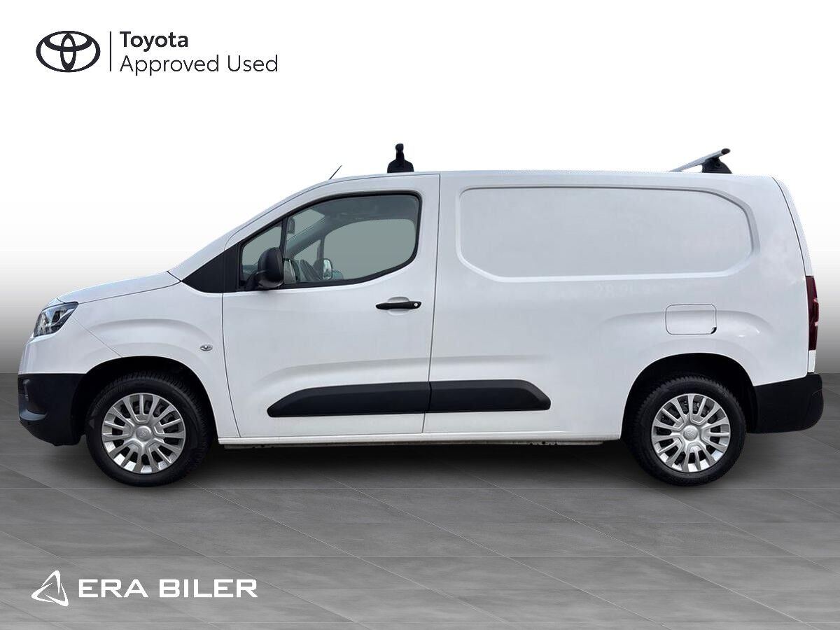 Billede af Toyota Proace City Long 1,5 D Comfort Smart Active Vision Dobbelt Bagdør 102HK Van