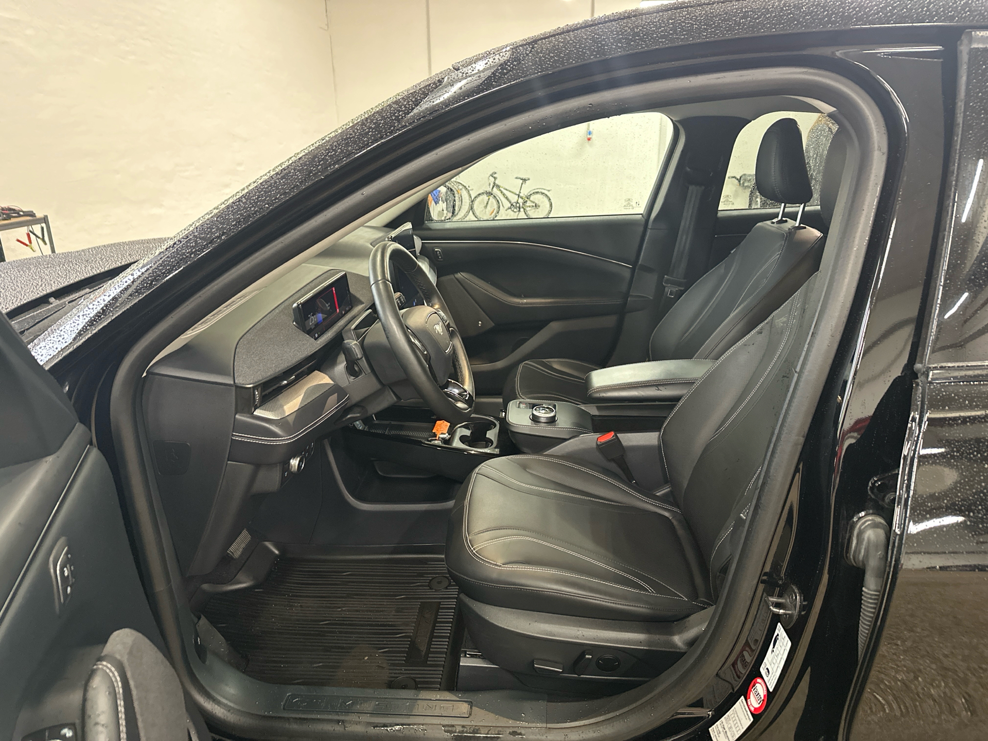 Billede af Ford Mustang Mach-E EL UR 294HK 5d Aut.