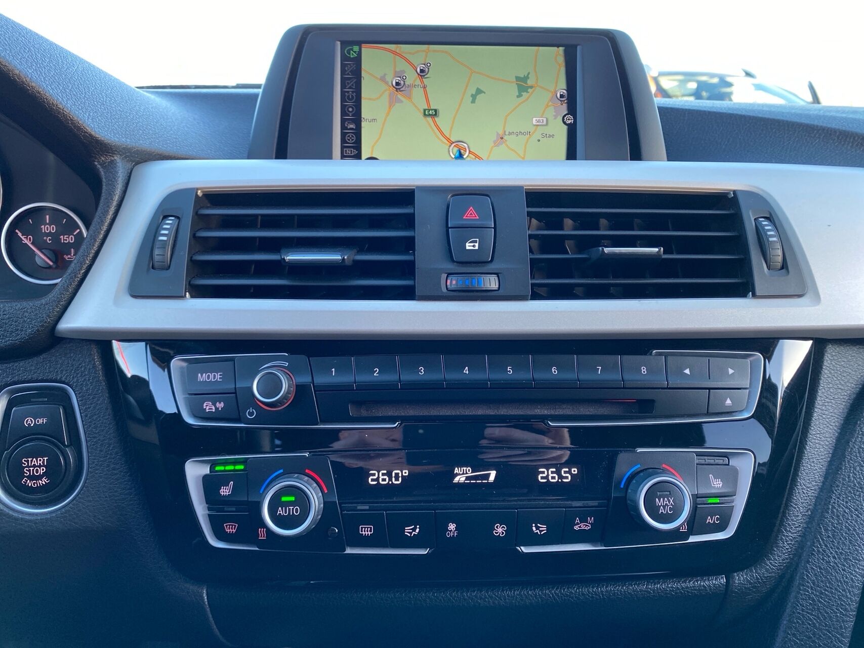 Billede af BMW 320d Touring 2,0 D Advantage 190HK Stc 8g Aut.