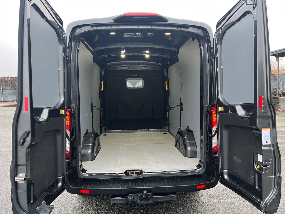 Billede af Ford Transit 350 L2H2 2,0 TDCi Trend 130HK Van 6g Aut.