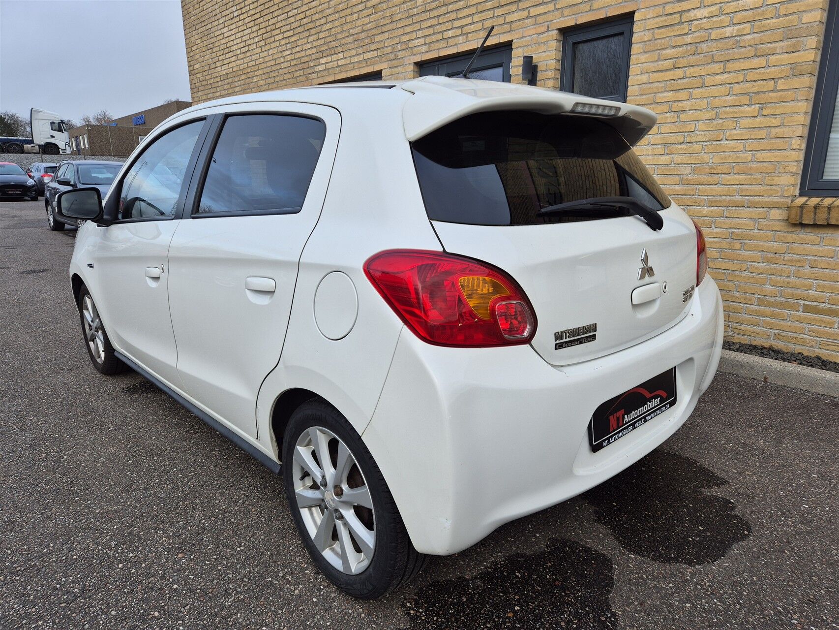 Billede af Mitsubishi Space Star 1,2 Intense CVT 80HK 5d Aut.