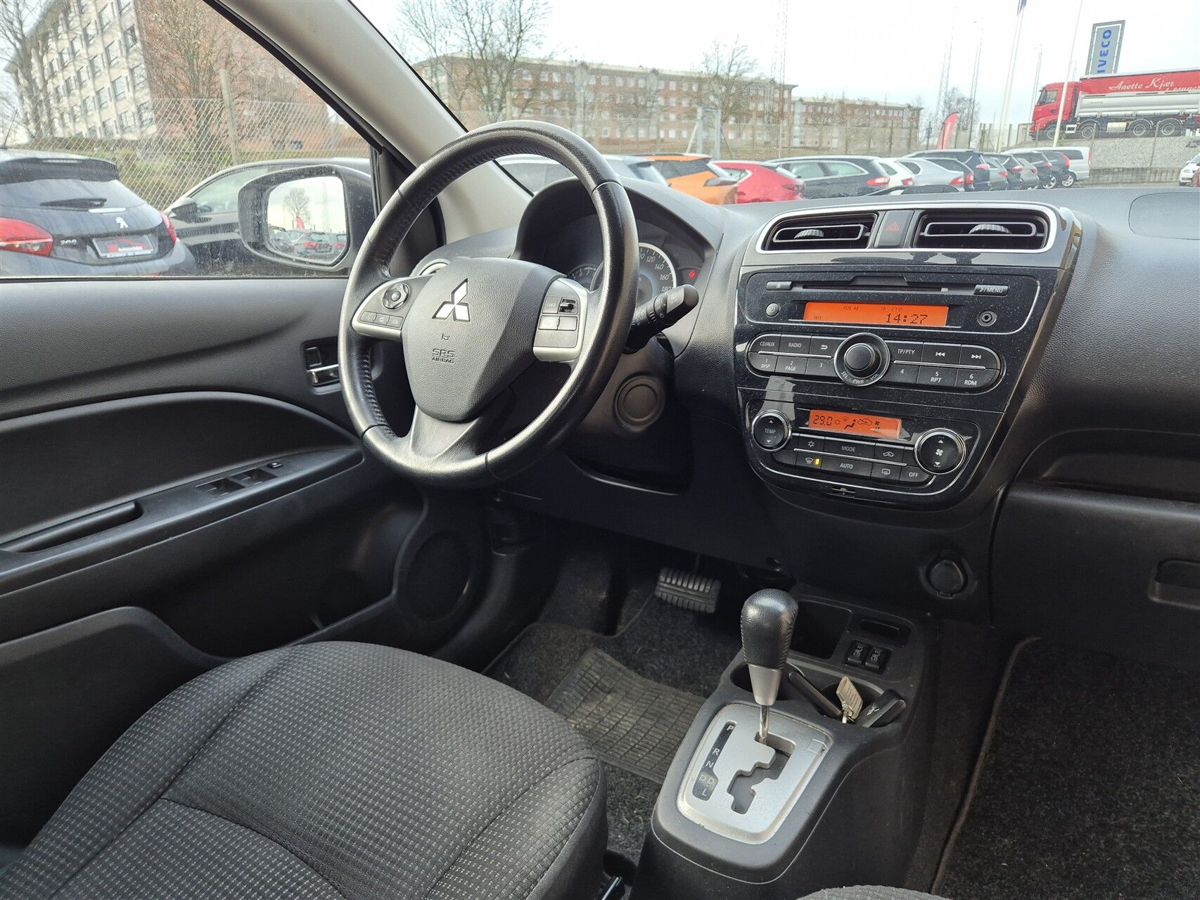 Billede af Mitsubishi Space Star 1,2 Intense CVT 80HK 5d Aut.