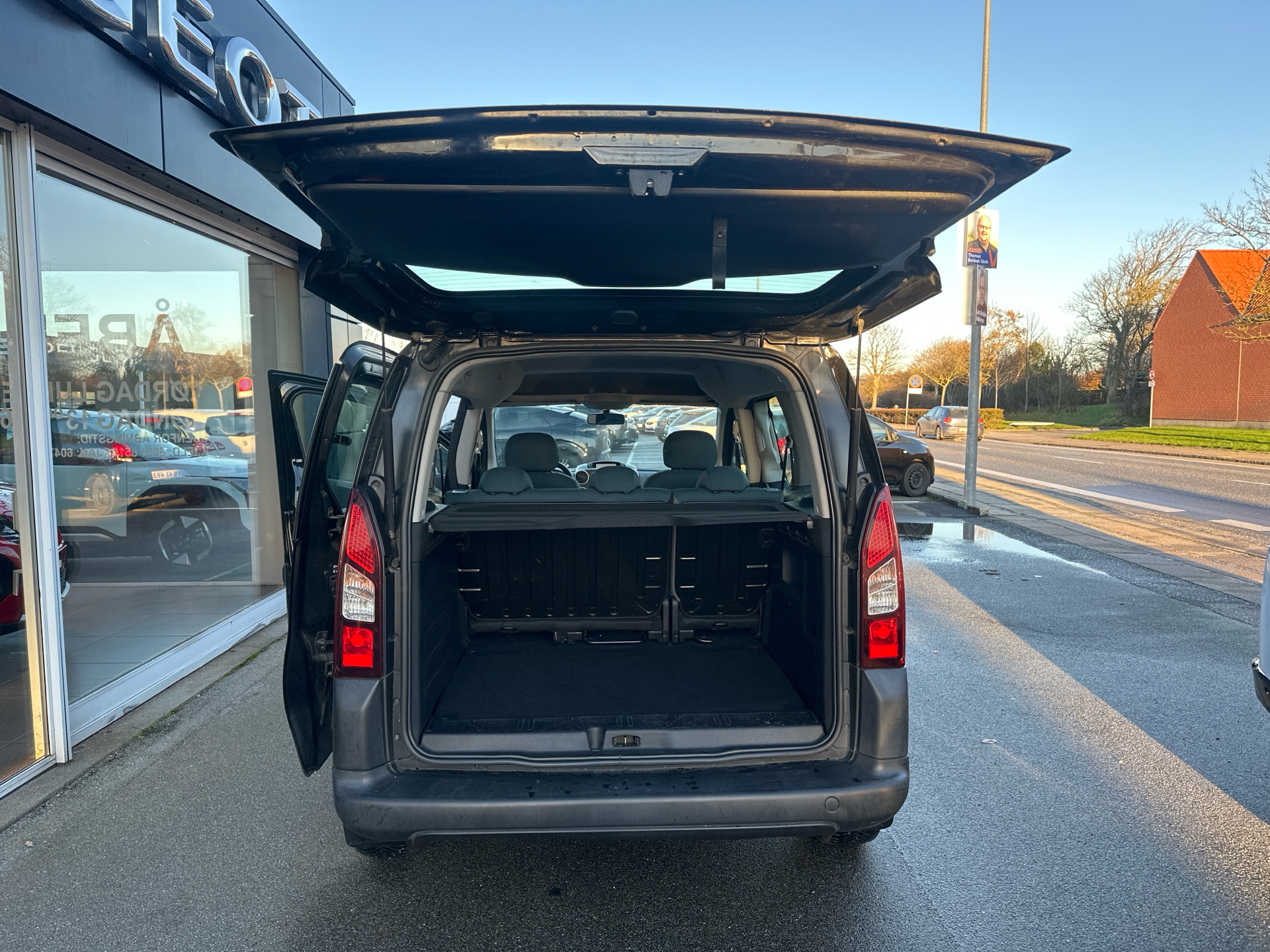 Billede af Citroën Berlingo 1,5 Blue HDi Iconic start/stop 100HK