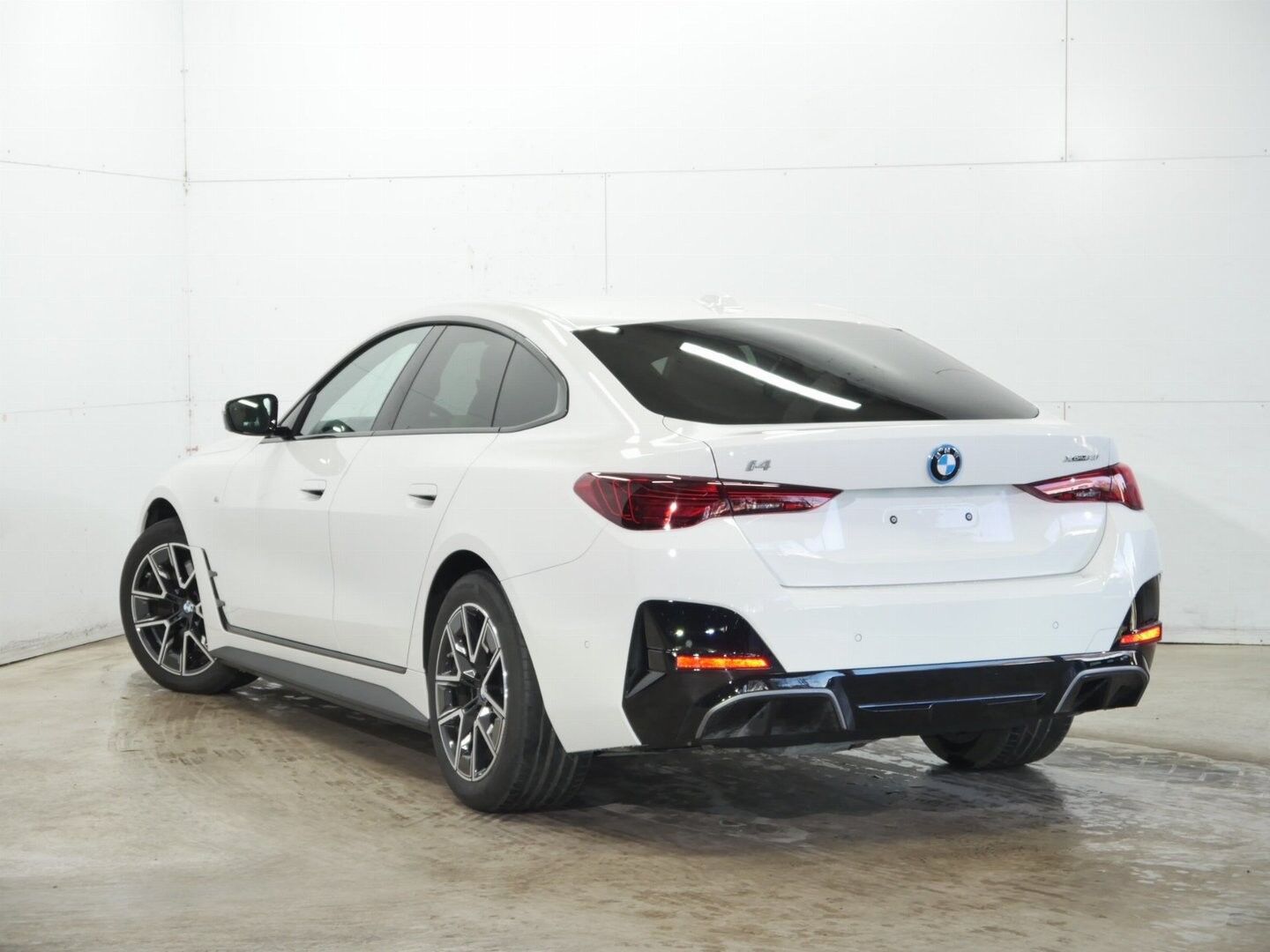 Billede af BMW i4 xDrive40 Gran Coupé Fully Charged M-Sport 401HK 5d Aut. 