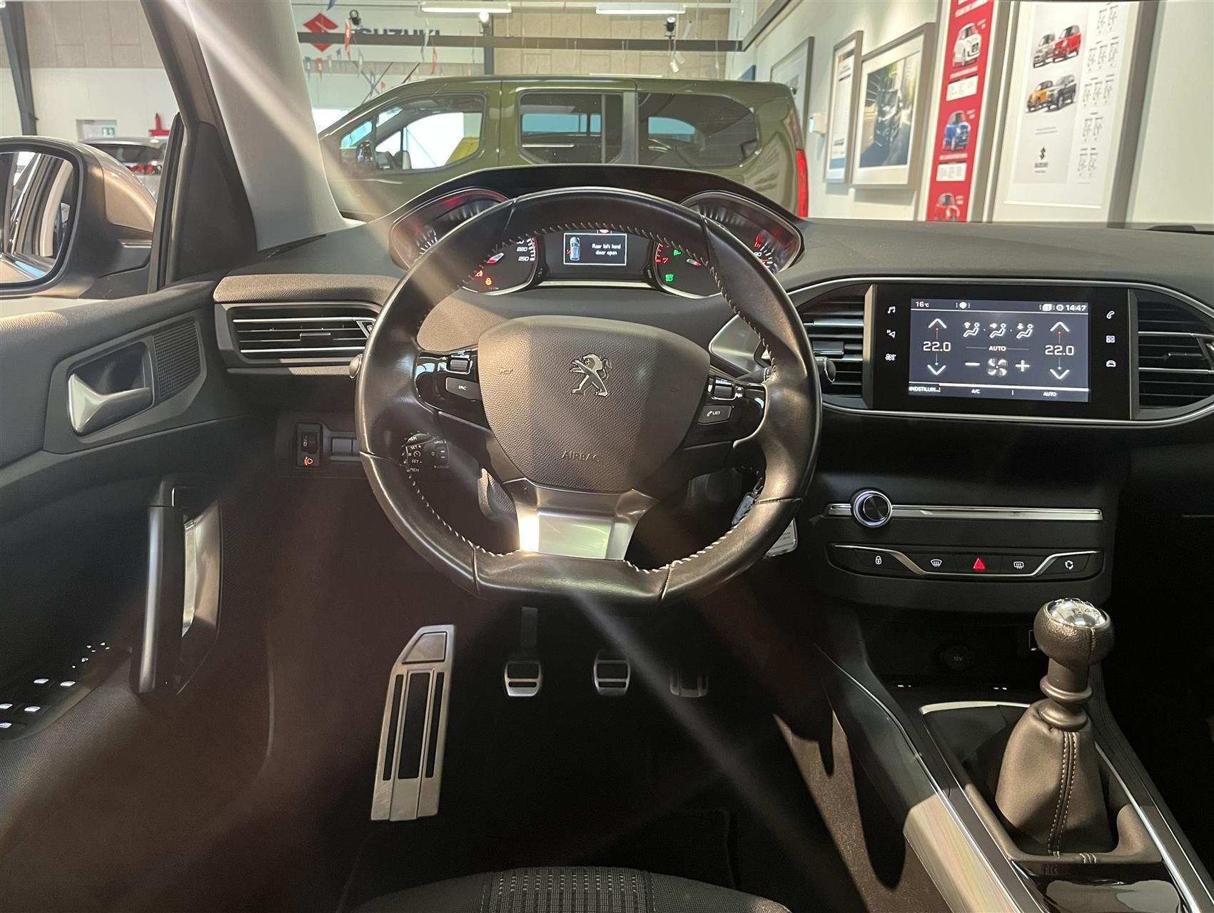 Billede af Peugeot 308 1,2 PureTech Selection Sky 130HK 5d 6g