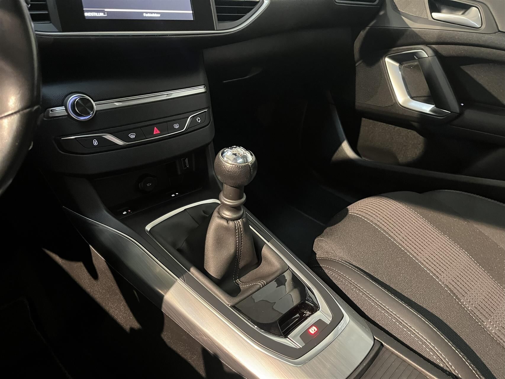 Billede af Peugeot 308 1,2 PureTech Selection Sky 130HK 5d 6g