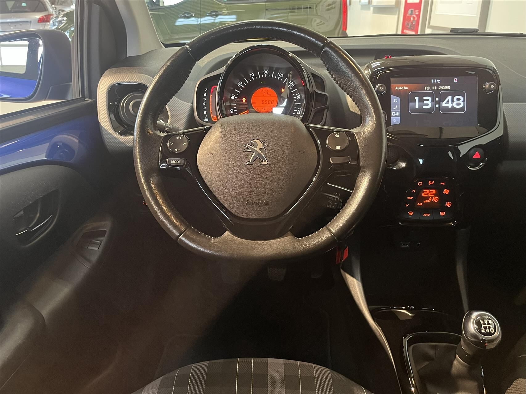 Billede af Peugeot 108 1,0 e-Vti Allure+ 72HK 5d