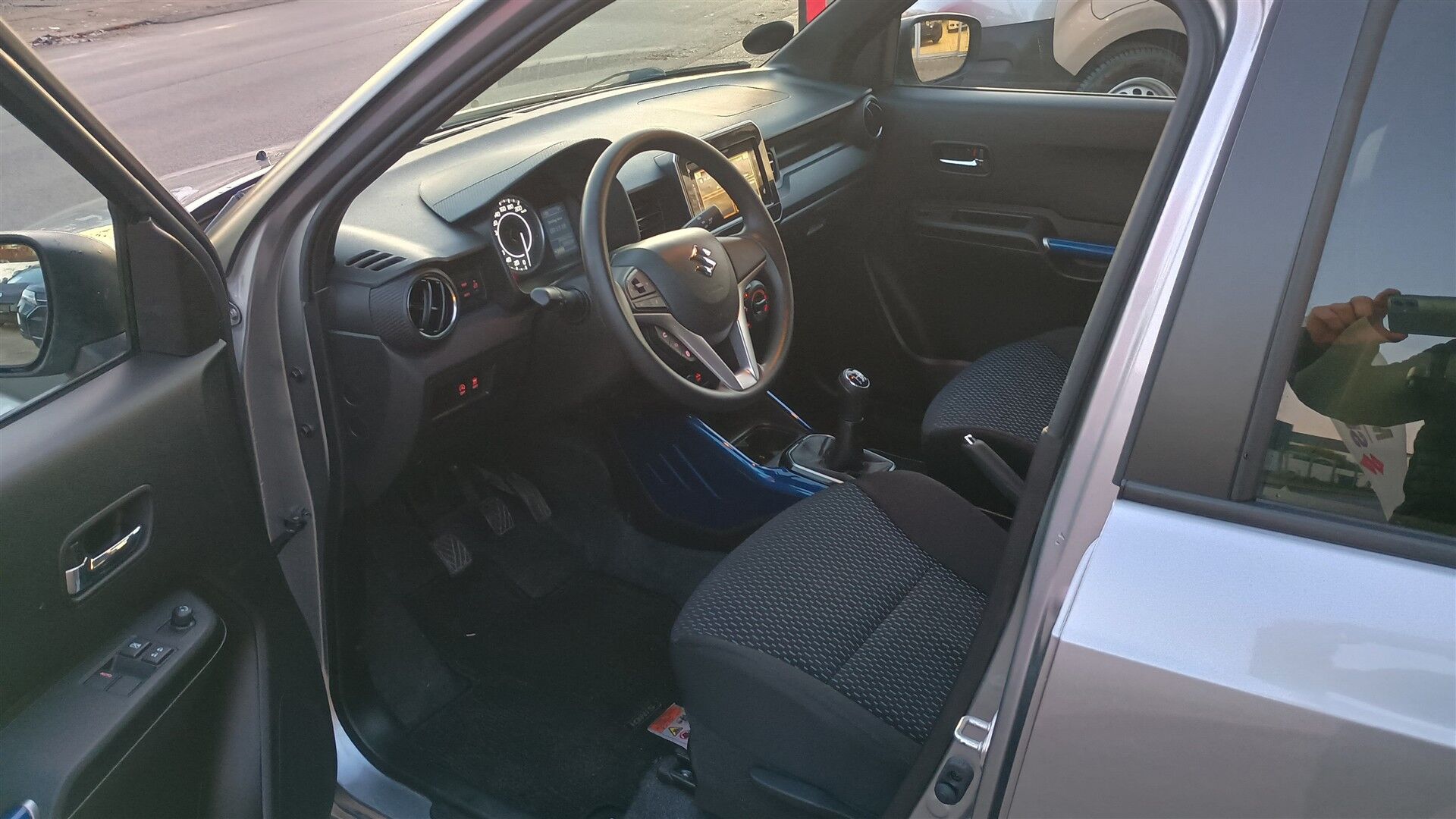 Billede af Suzuki Ignis 1,2 Dualjet  Mild hybrid Active AEB Hybrid 83HK 5d