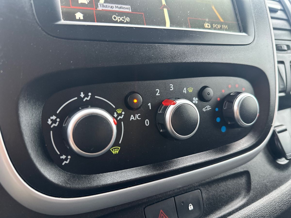 Billede af Renault Trafic T29 L2H2 2,0 DCI 145HK Van 6g