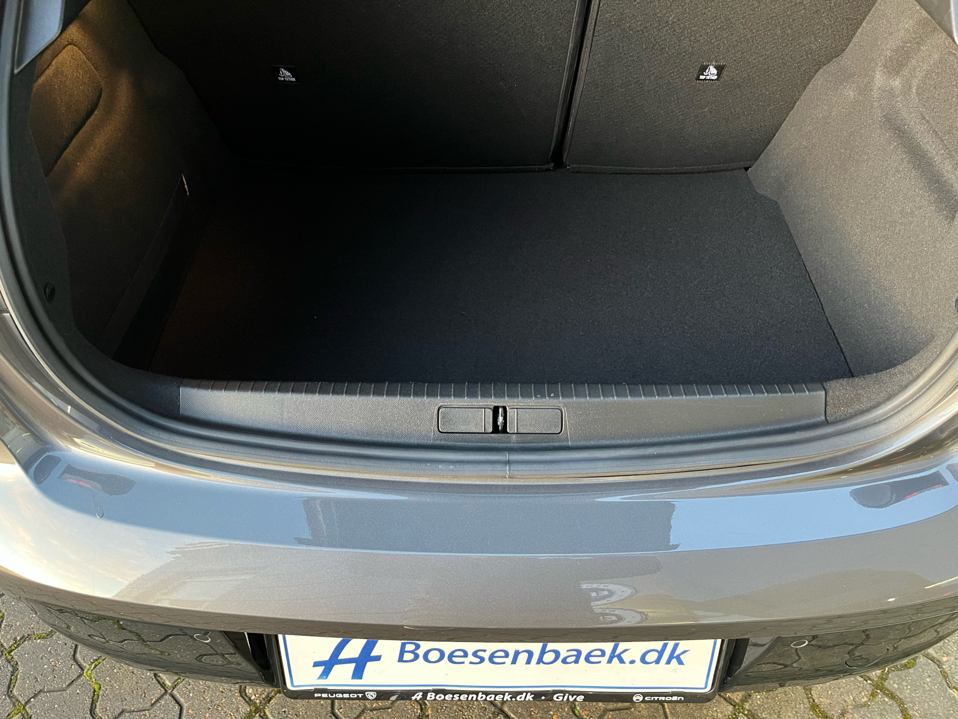 Billede af Peugeot 208 1,2 PureTech Allure Pack EAT8 100HK 5d 8g Aut.