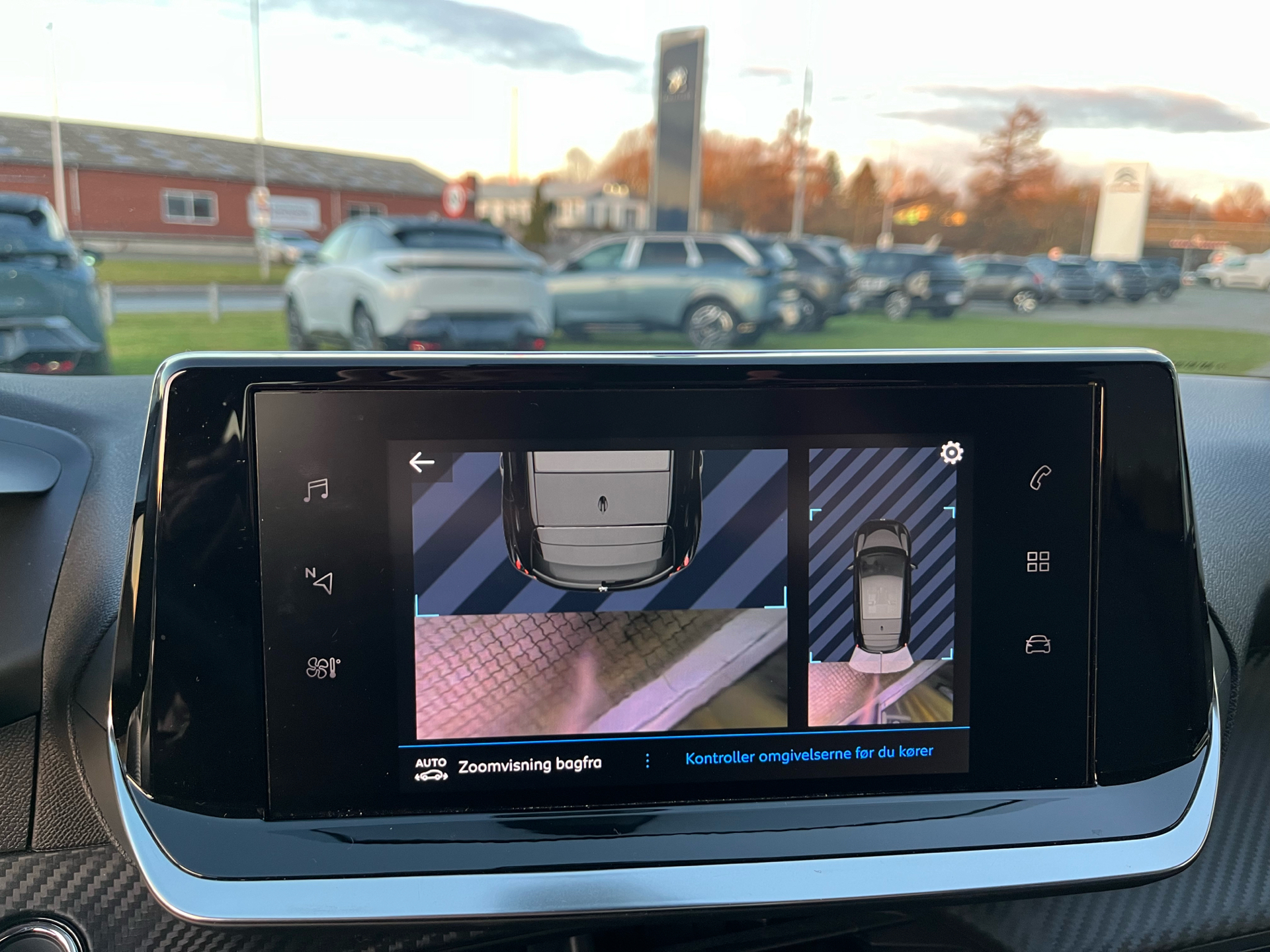 Billede af Peugeot 208 1,2 PureTech Allure Pack EAT8 100HK 5d 8g Aut.