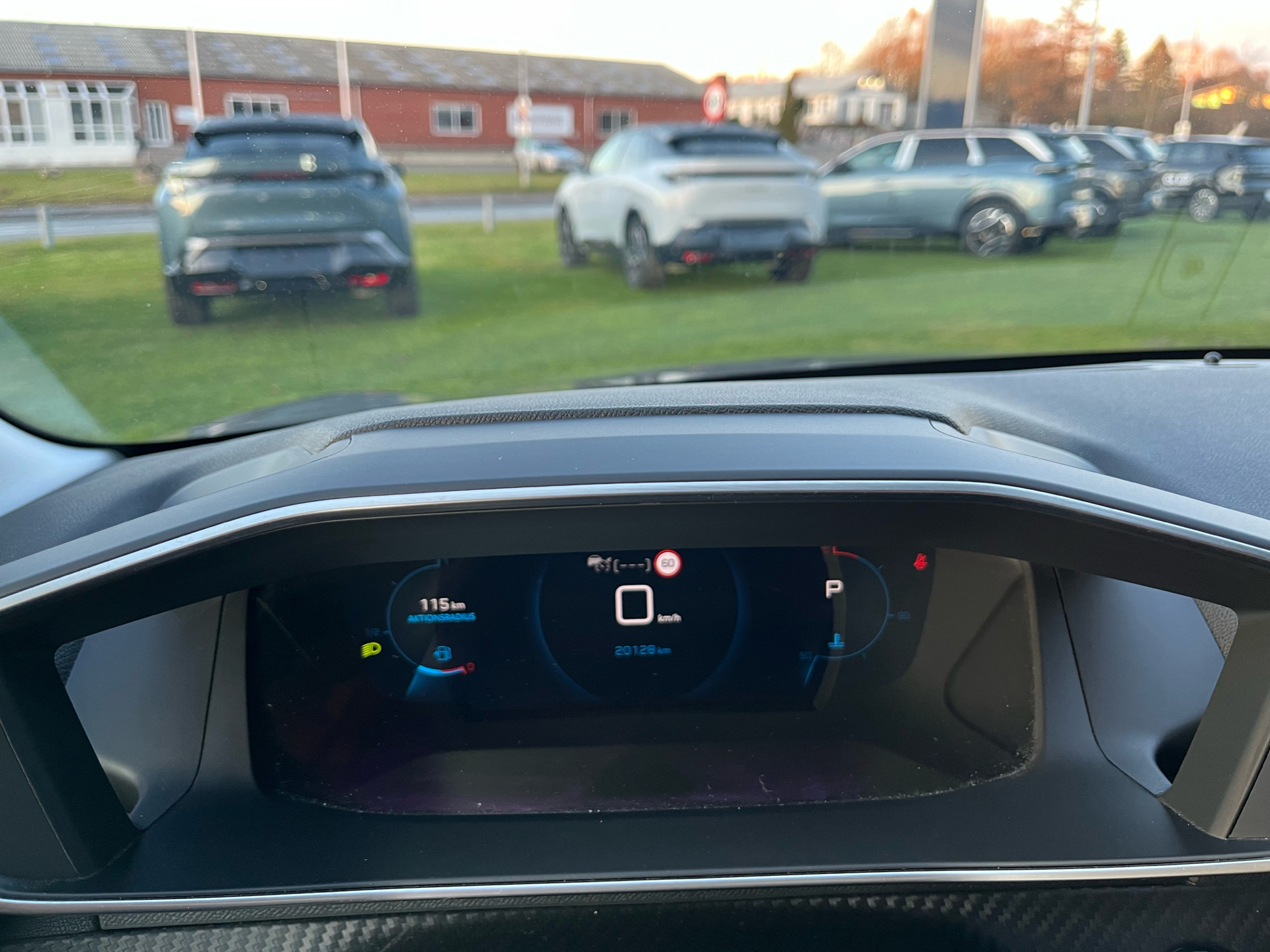 Billede af Peugeot 208 1,2 PureTech Allure Pack EAT8 100HK 5d 8g Aut.