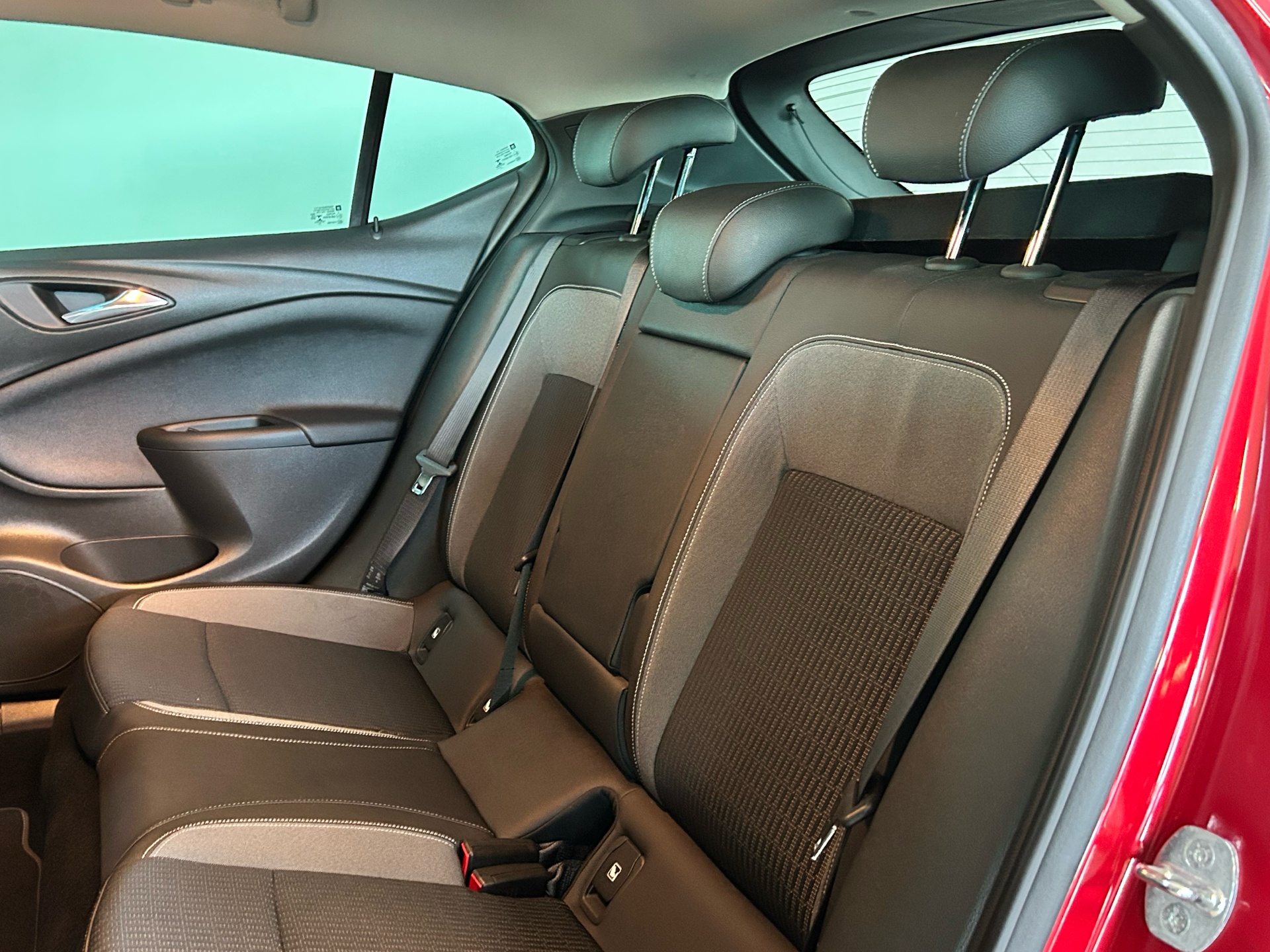 Billede af Opel Astra 1,2 Turbo Elegance 110HK 5d 6g