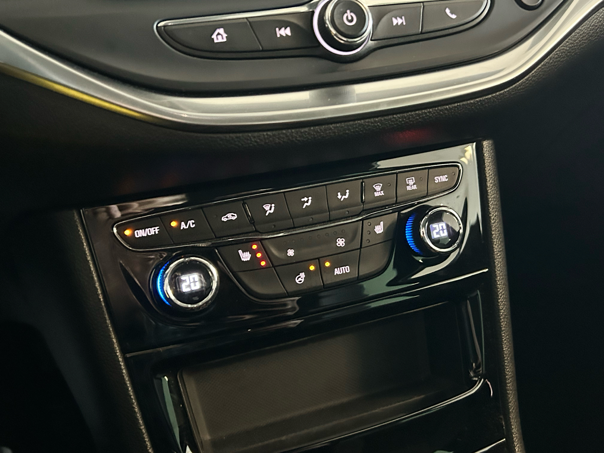 Billede af Opel Astra 1,2 Turbo Elegance 110HK 5d 6g