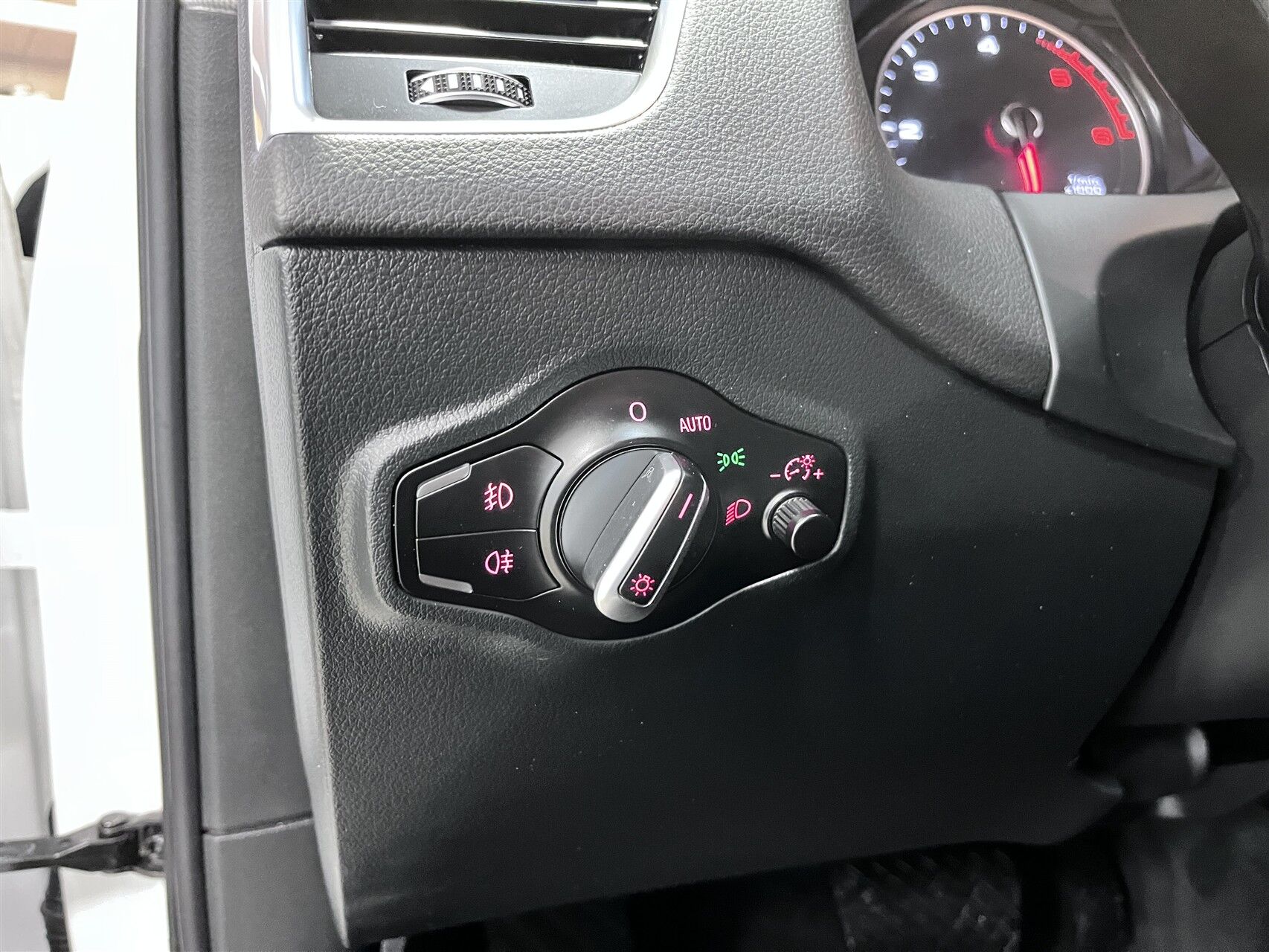 Billede af Audi Q5 3,0 TDI Quattro S Tron 245HK 5d 7g Aut.