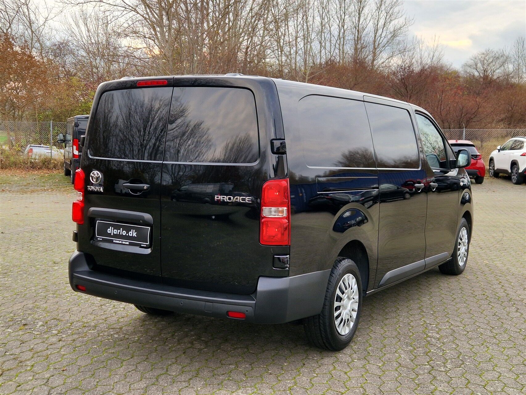Billede af Toyota Proace Long 2,0 D Comfort Master 144HK Van 8g Aut.
