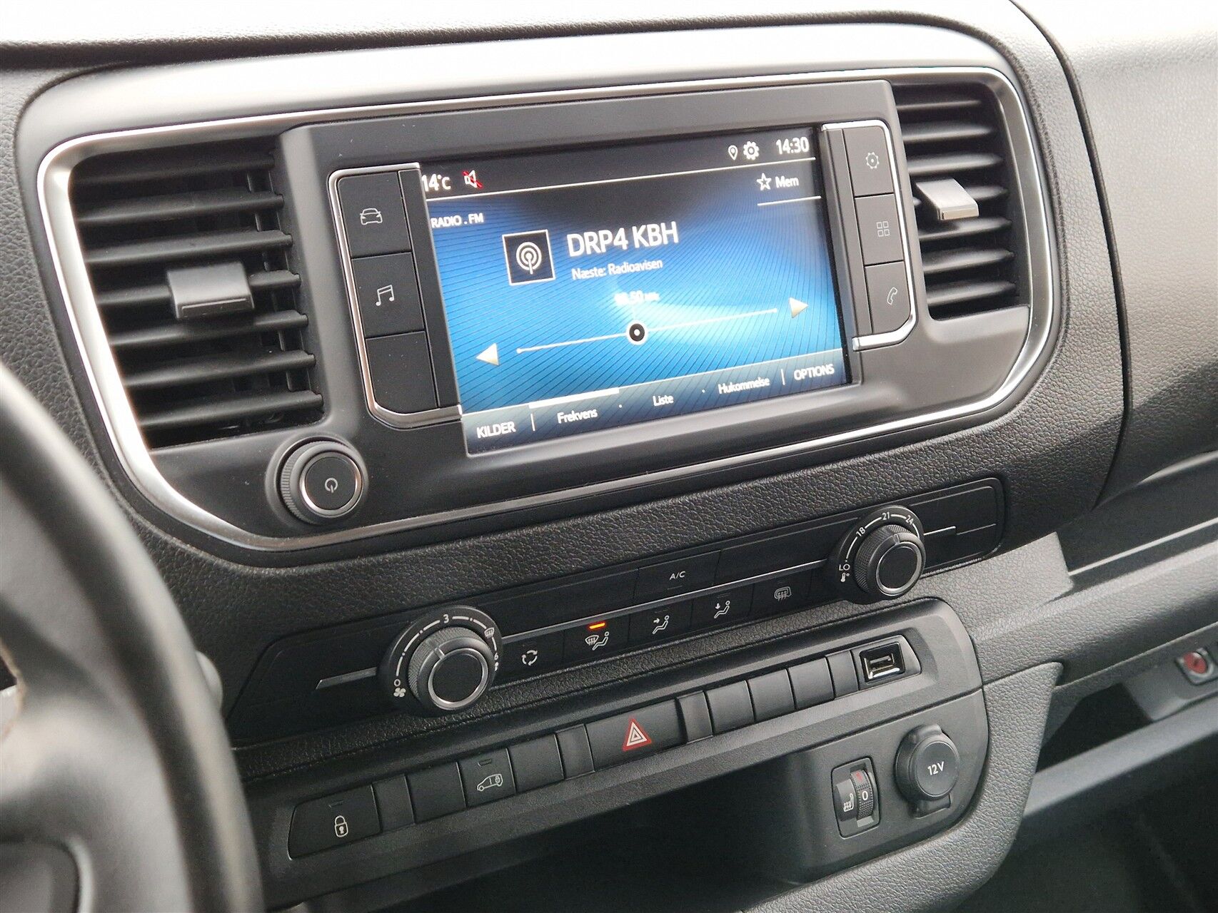 Billede af Toyota Proace Long 2,0 D Comfort Master 144HK Van 8g Aut.