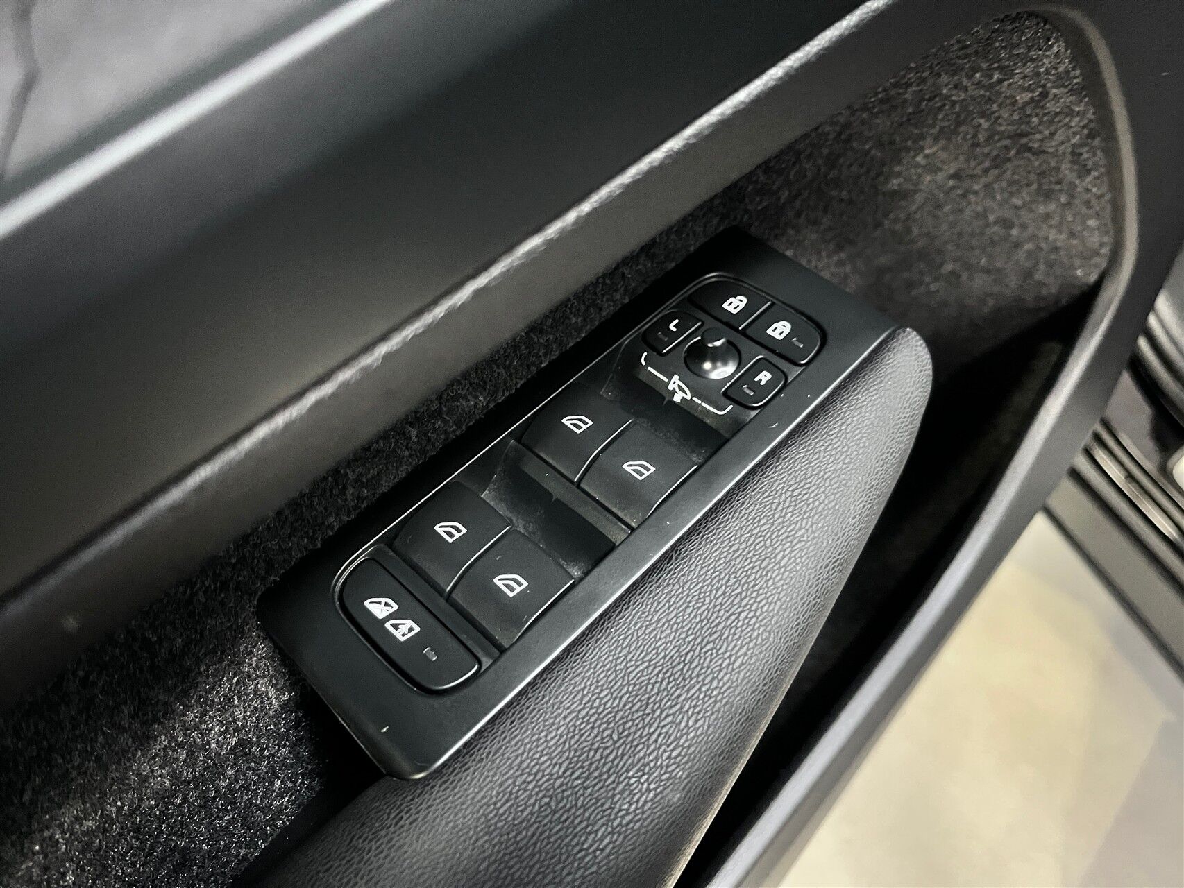 Billede af Volvo XC40 P6 Recharge Plus 231HK 5d Aut.