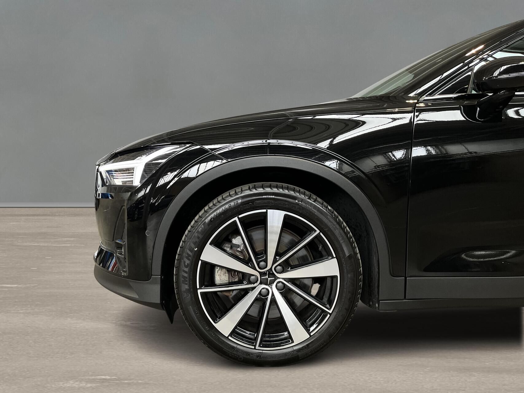 Billede af Polestar 2 EL Long range Single motor Plus 231HK 5d Aut.