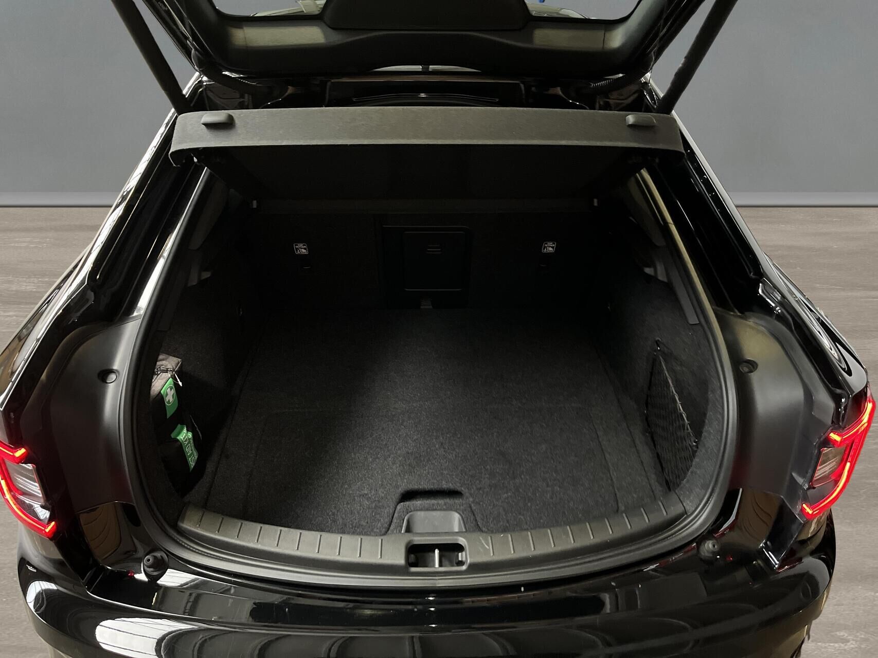 Billede af Polestar 2 EL Long range Single motor Plus 231HK 5d Aut.