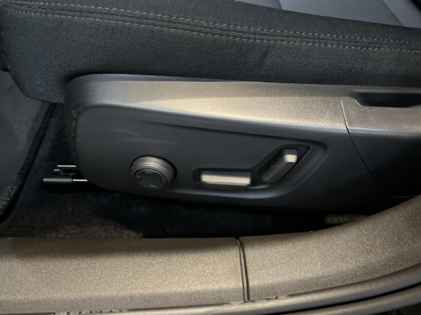 Billede af Polestar 2 EL Long range Single motor Plus 231HK 5d Aut.