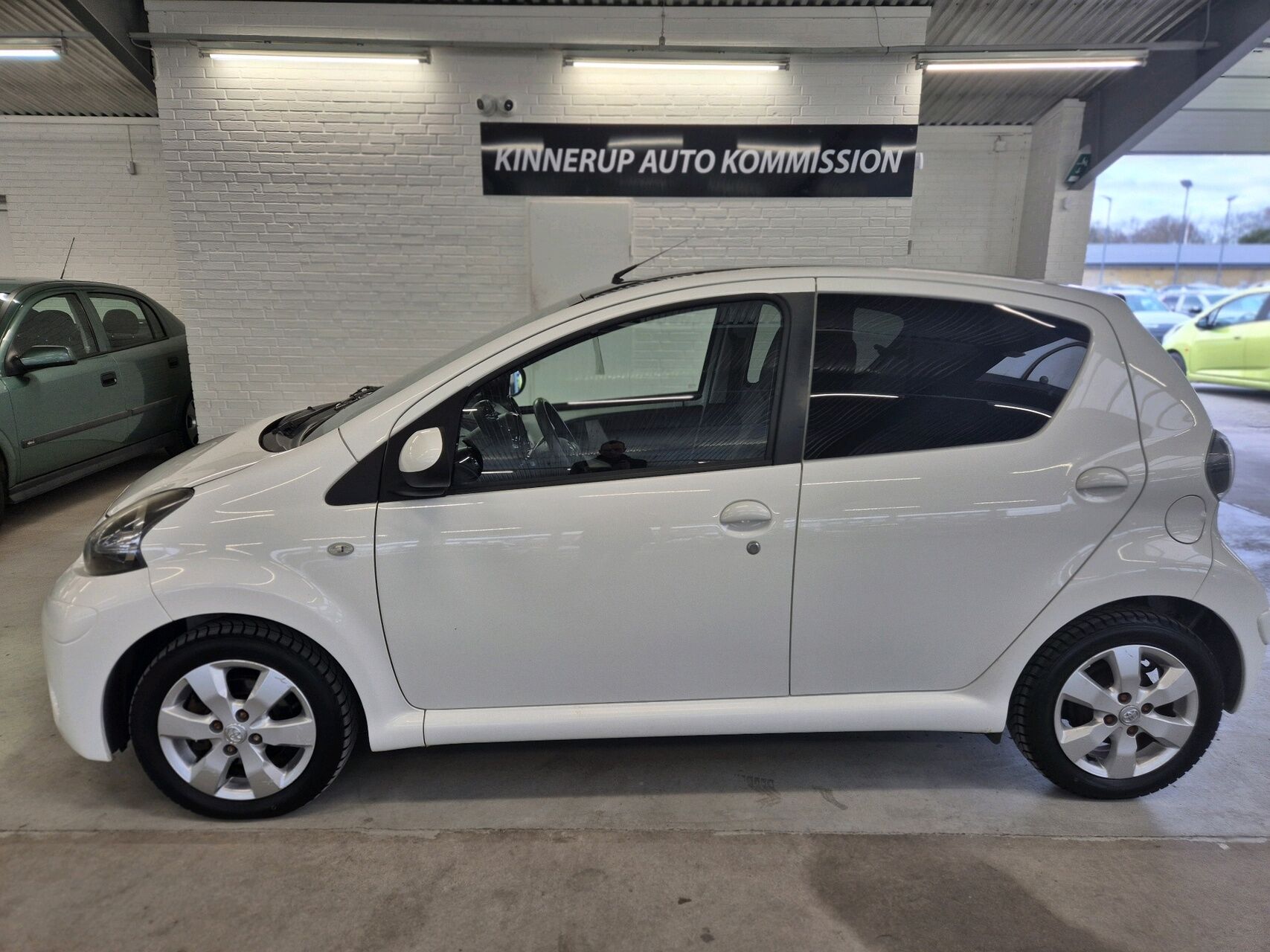 Billede af Toyota Aygo 1,0 VVT-I Black&White 68HK 5d