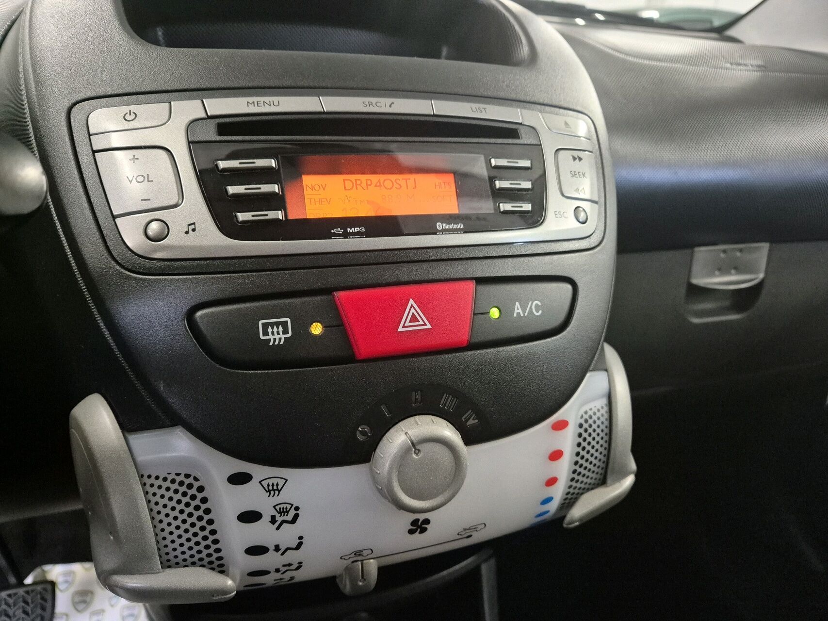 Billede af Toyota Aygo 1,0 VVT-I Black&White 68HK 5d