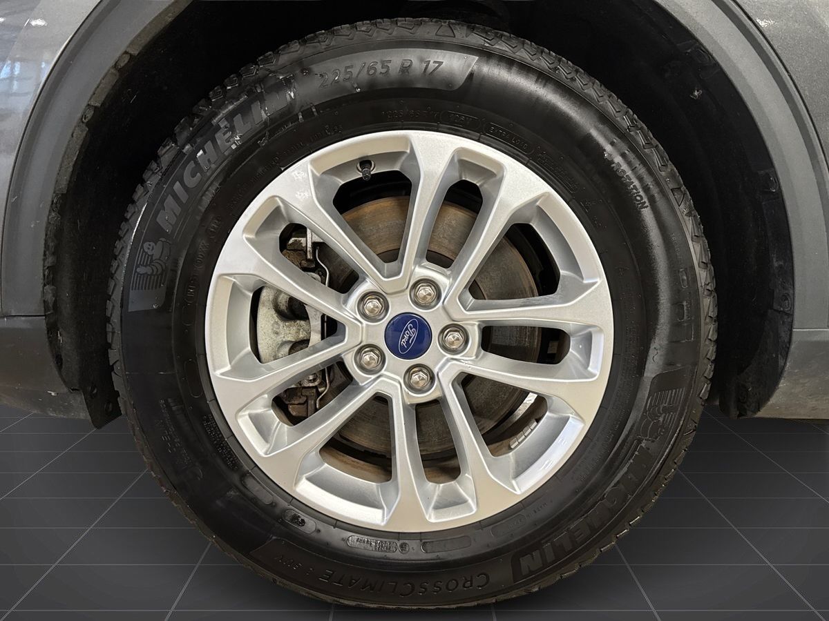 Billede af Ford Kuga 2,5 Plugin-hybrid Titanium CVT 225HK 5d Trinl. Gear