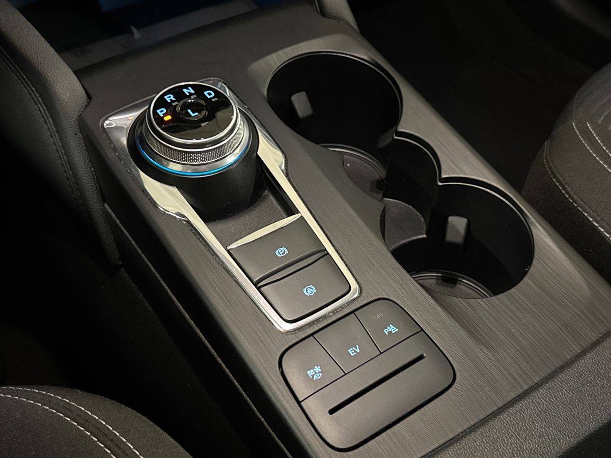 Billede af Ford Kuga 2,5 Plugin-hybrid Titanium CVT 225HK 5d Trinl. Gear