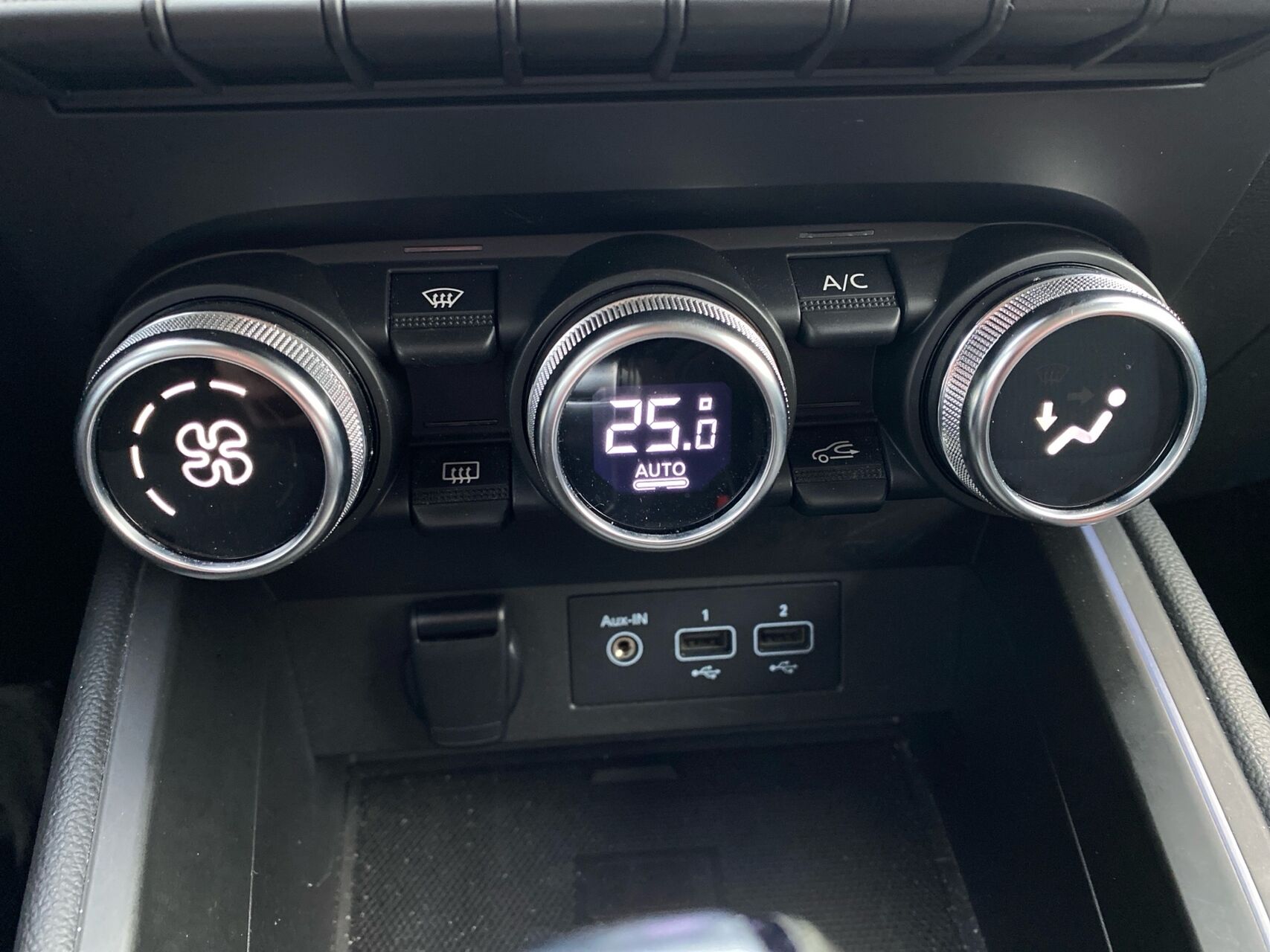 Billede af Renault Clio 1,3 TCE Intens EDC 130HK 5d 7g Aut.