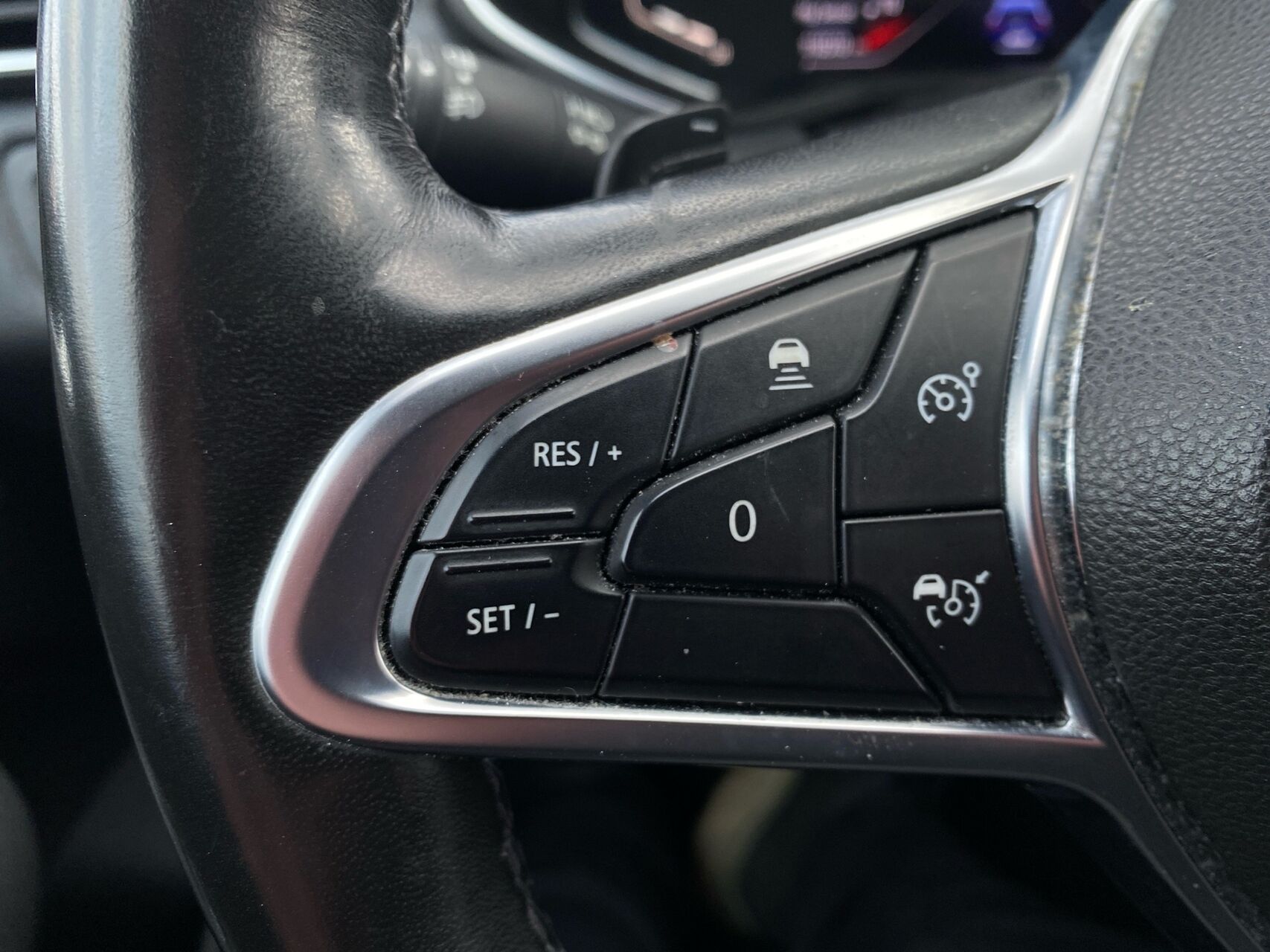 Billede af Renault Clio 1,3 TCE Intens EDC 130HK 5d 7g Aut.