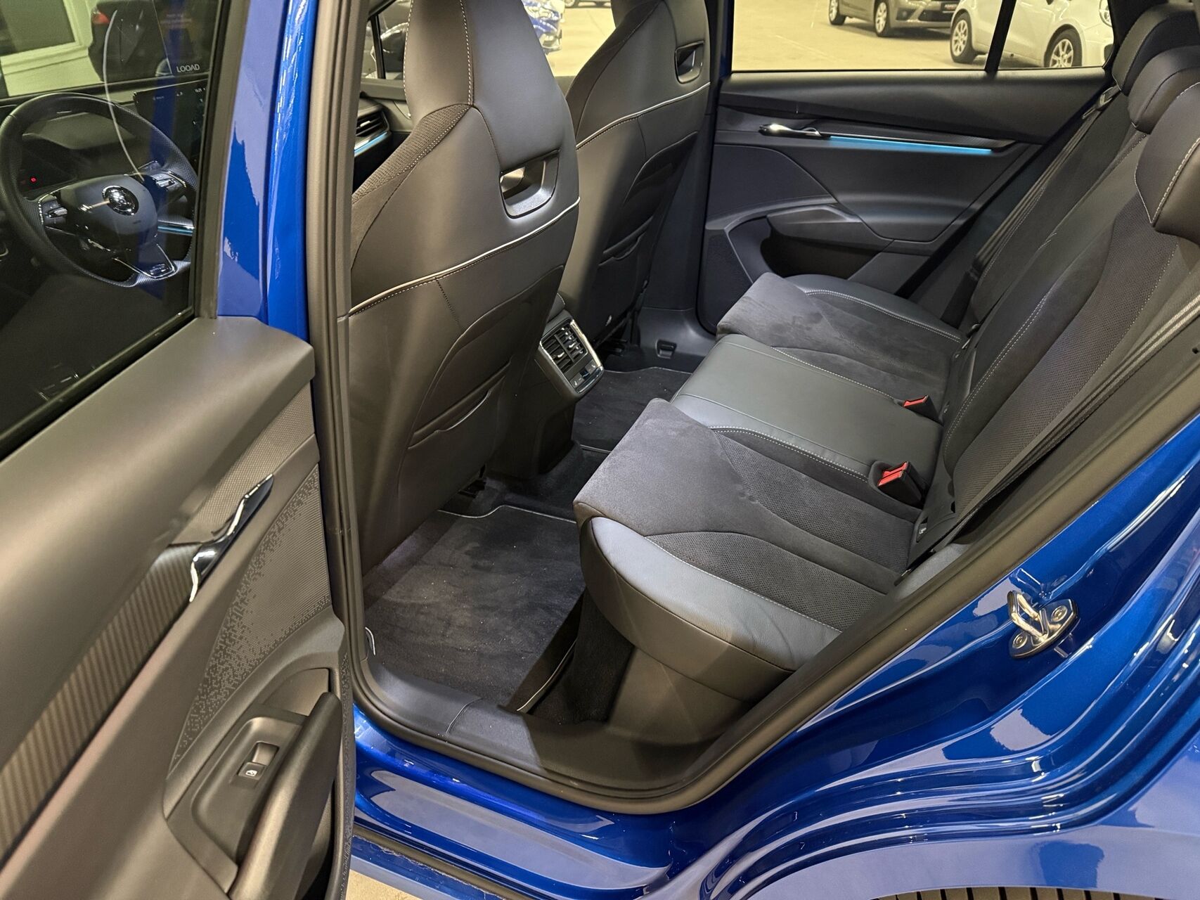 Billede af Skoda Enyaq iV 80X EL Sportline 4x4 265HK 5d Aut.