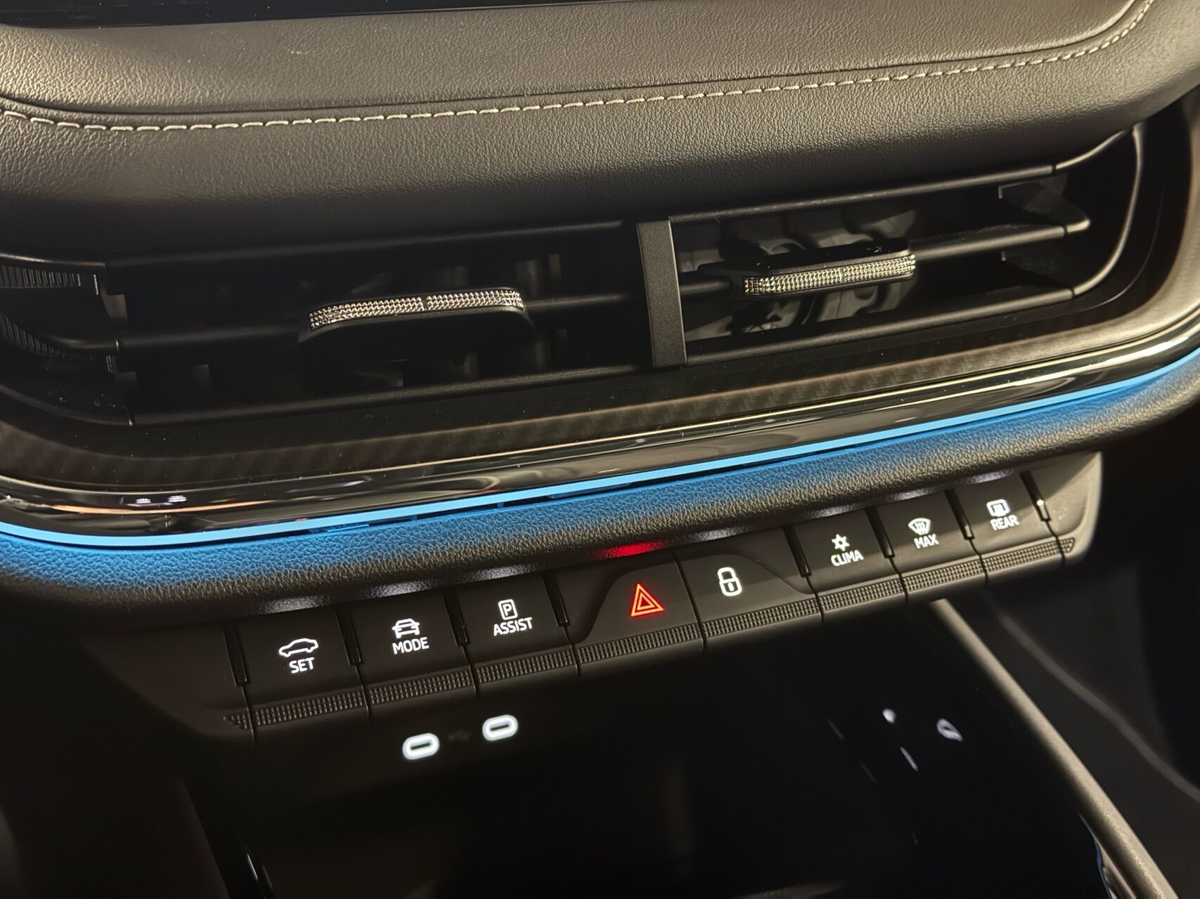 Billede af Skoda Enyaq iV 80X EL Sportline 4x4 265HK 5d Aut.