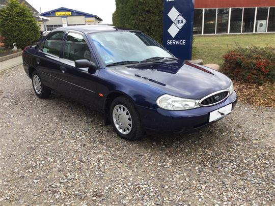 Ford Mondeo 2,0 Flair 130HK