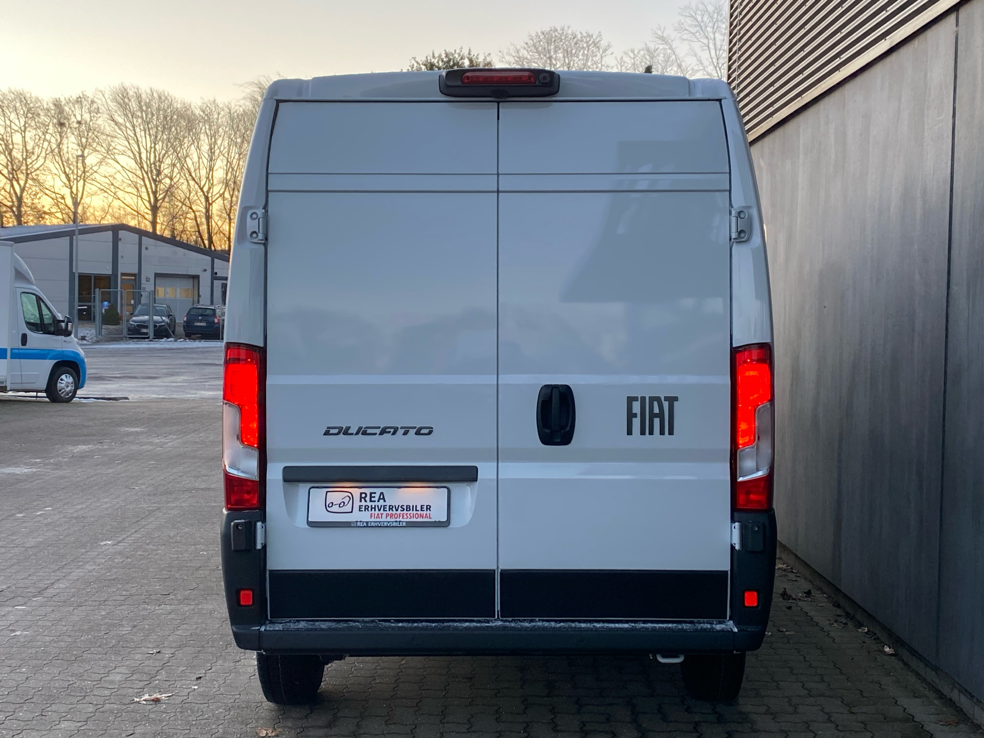 Billede af Fiat Ducato 35M L3H2 2,2 Multijet Pro+ 180HK Van 8g Aut.