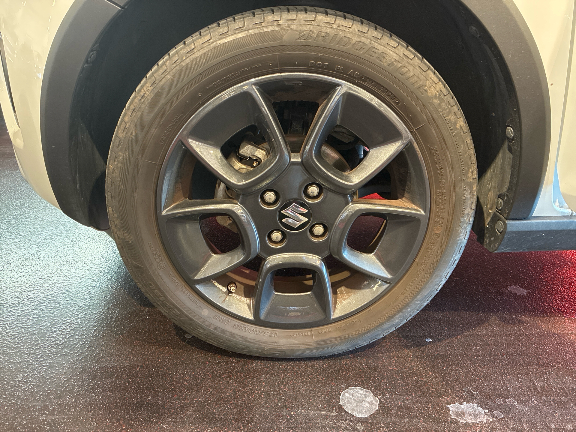 Billede af Suzuki Ignis 1,2 Dualjet  Mild hybrid Adventure Hybrid CVT 83HK 5d Aut.