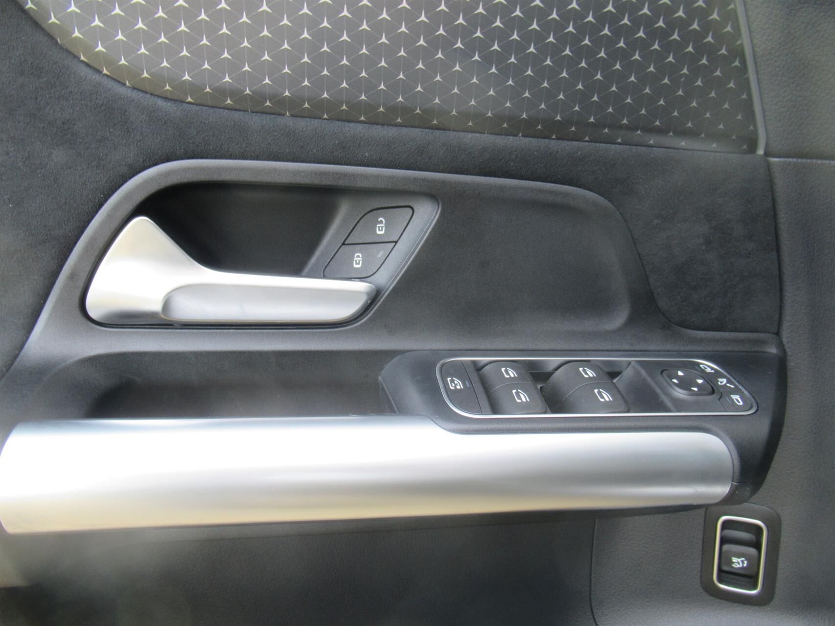 Billede af Mercedes-Benz EQA 250+ EL AMG Edition 190HK 5d Aut.