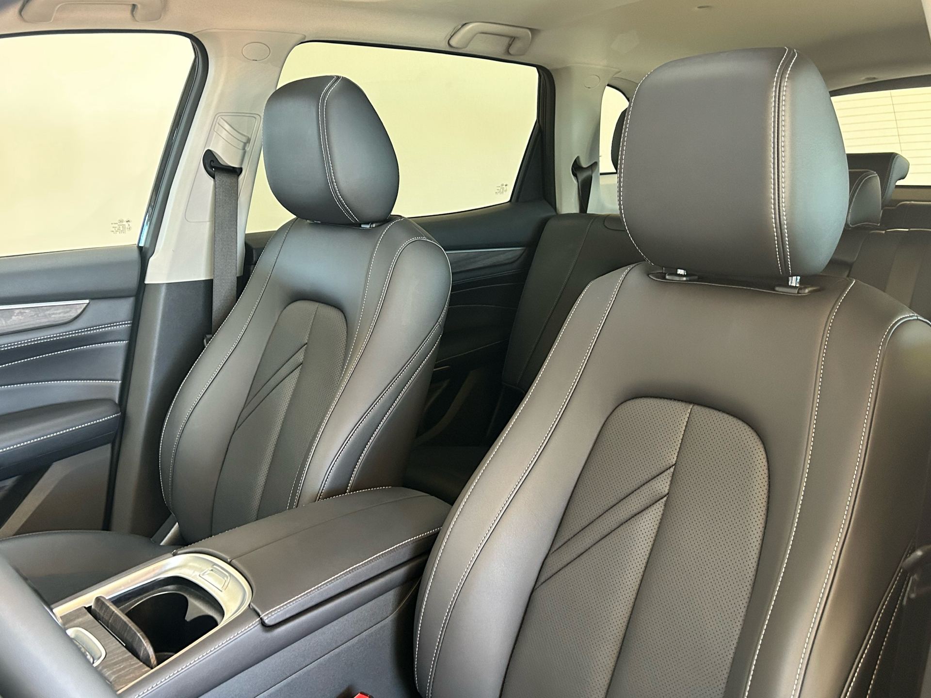 Billede af Navor E5 1,5 Plugin-hybrid Rock E-CVT 218HK 5d Aut.